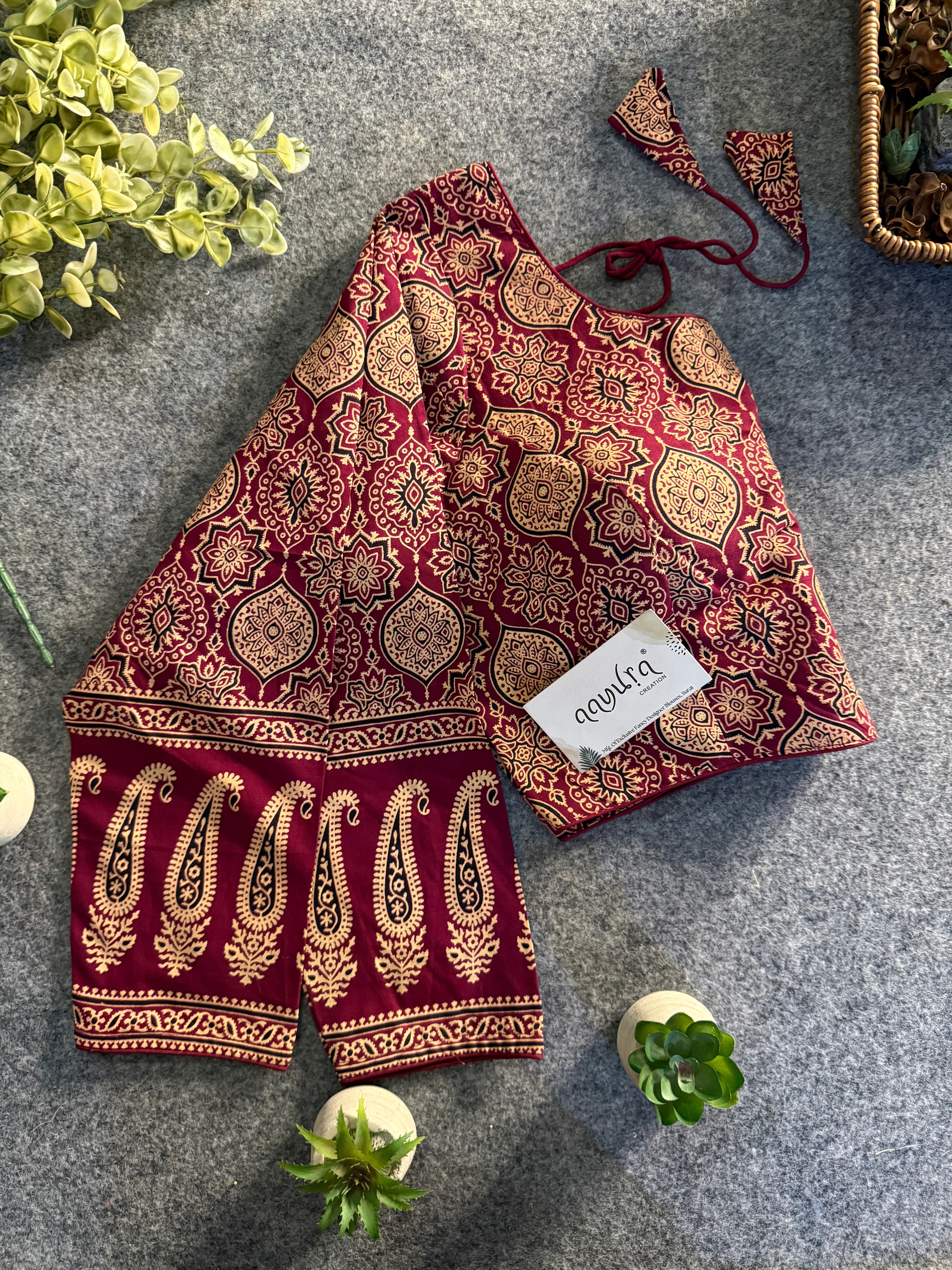 Elegant Cotton Sleeves Blouse