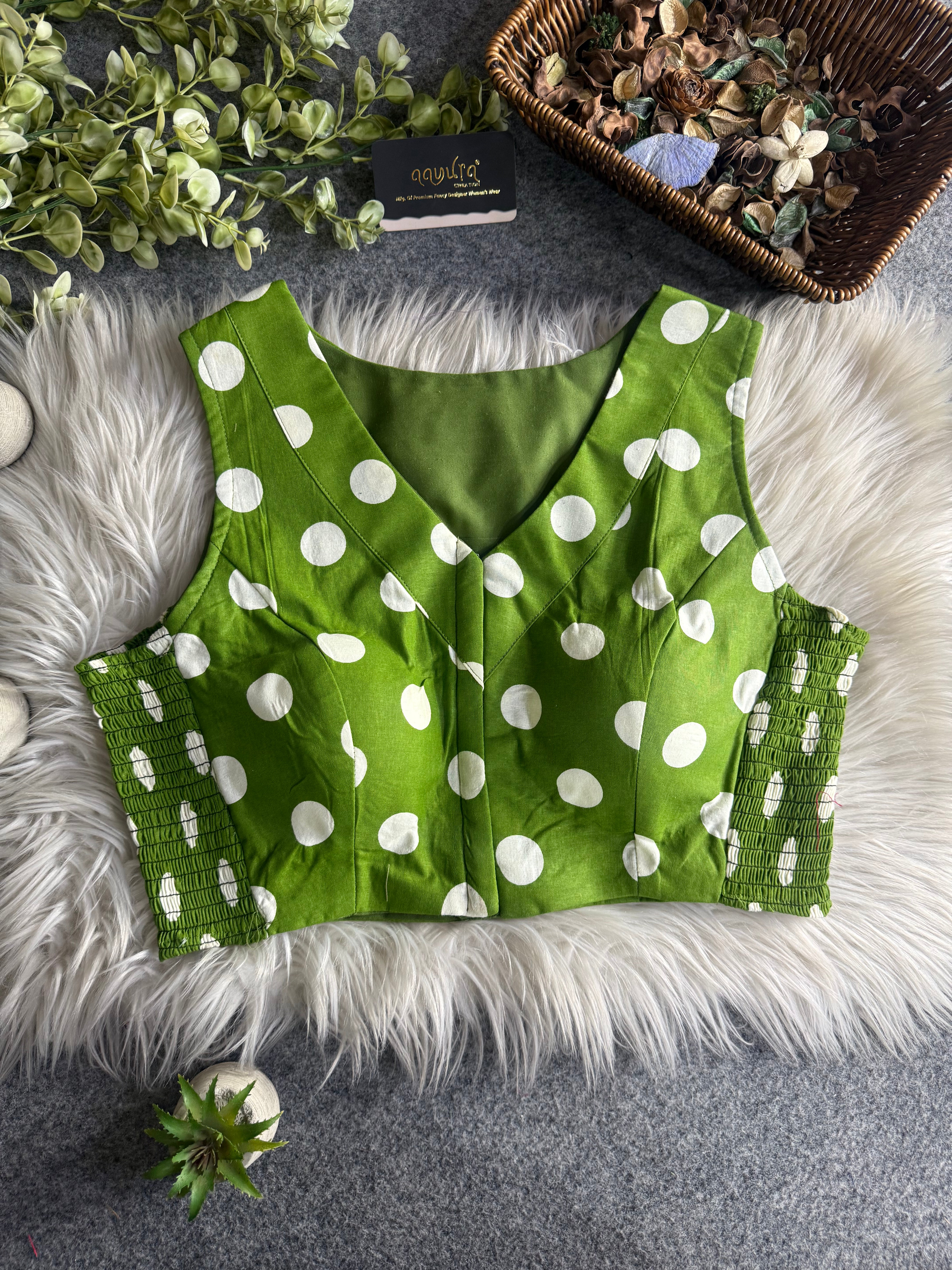 Bobby Stretchable Blouse