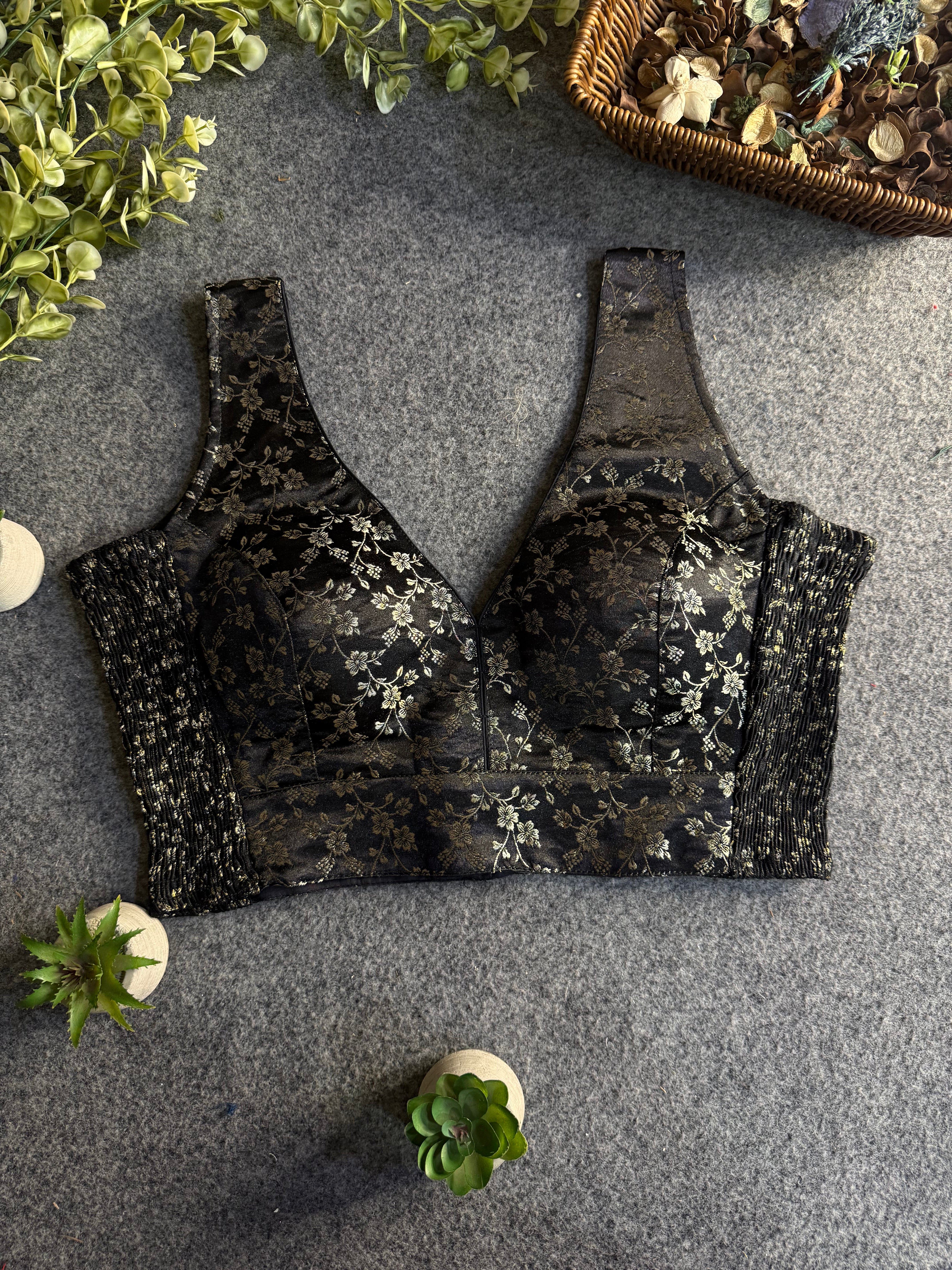 Varnika Banarasi Streachable Blouse
