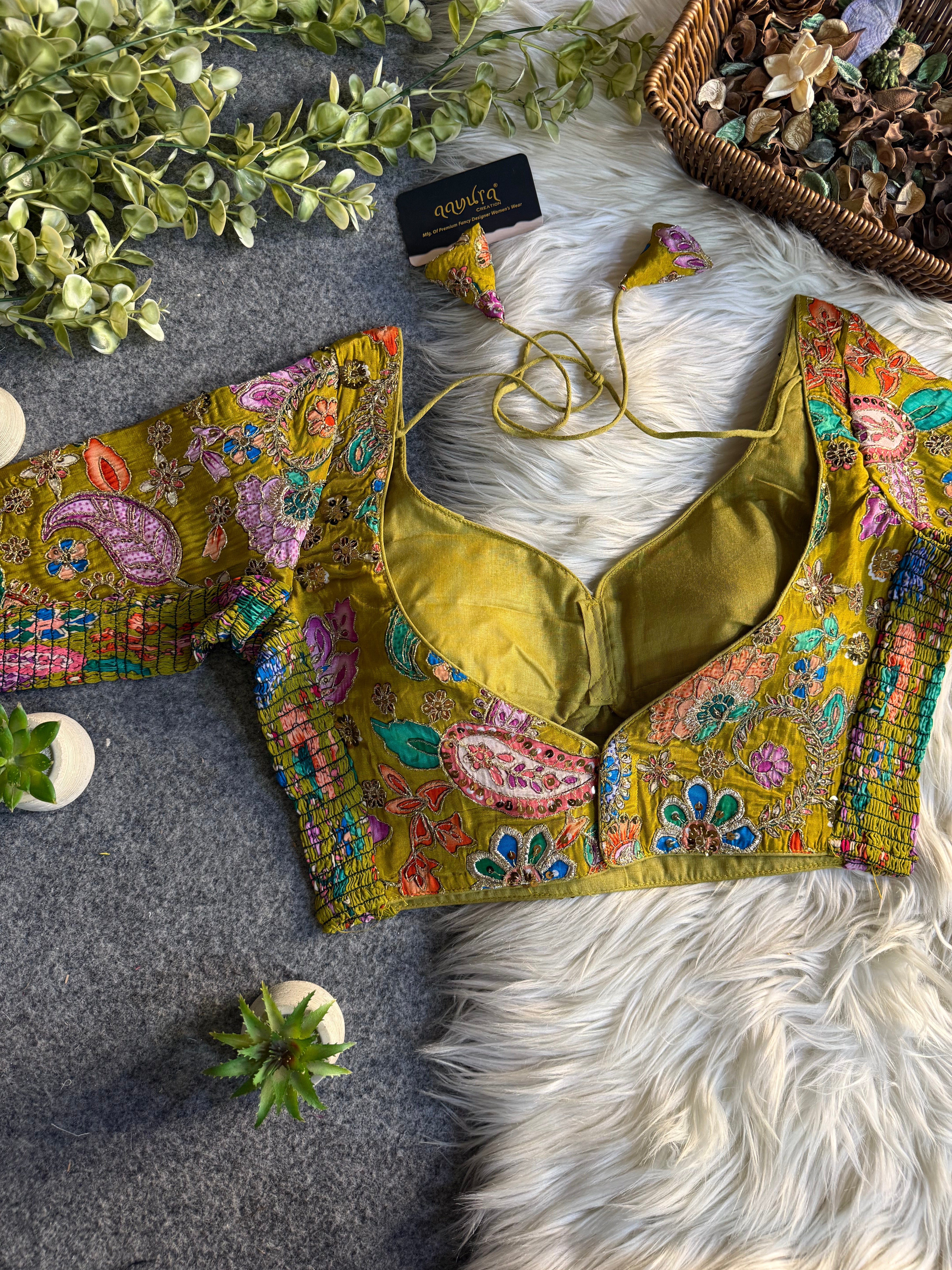 Aaradhya Pure Crepe Streachable Blouse