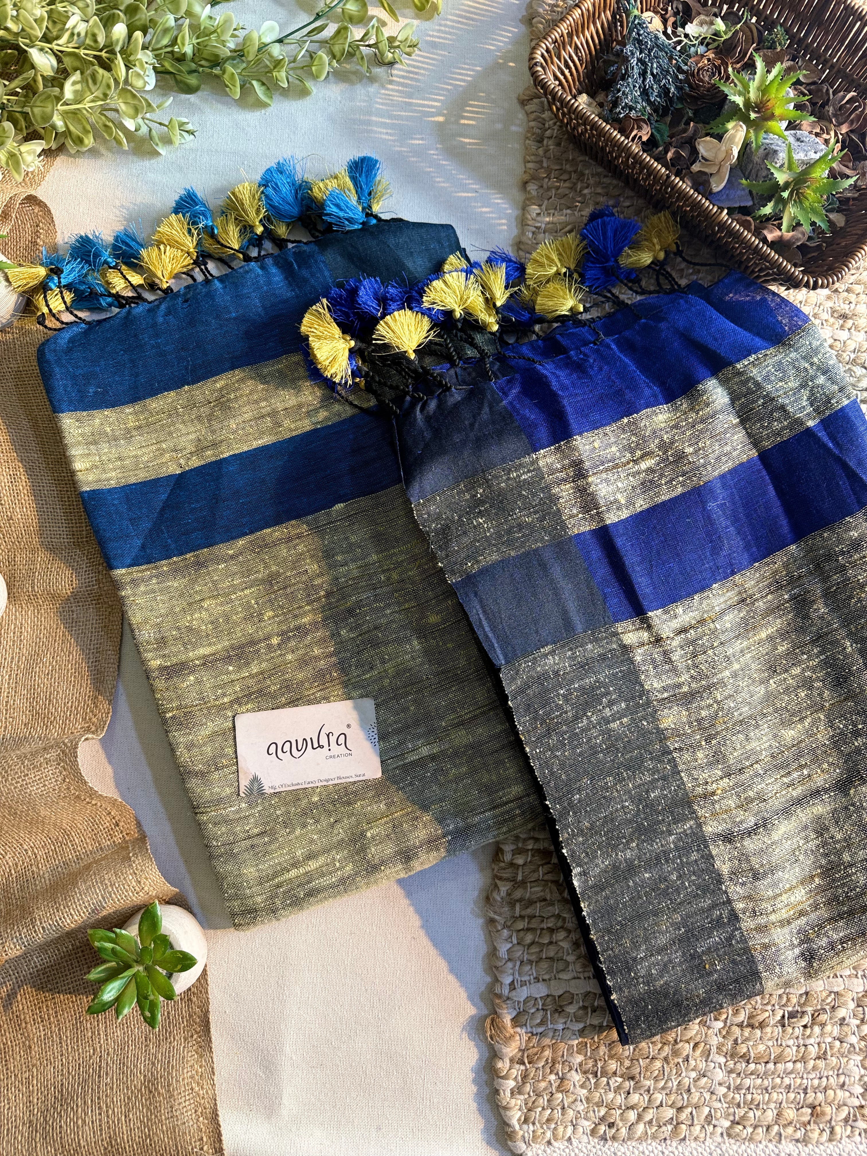 Aarohi Linen Elegance Saree