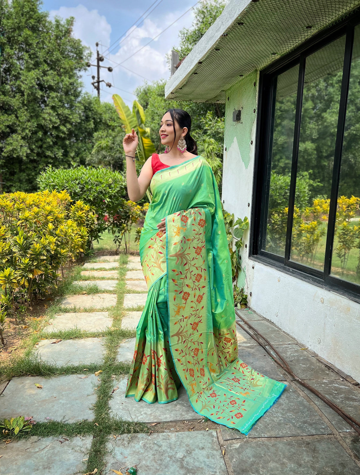 Aabha Regal Zari Silk Saree Without Border