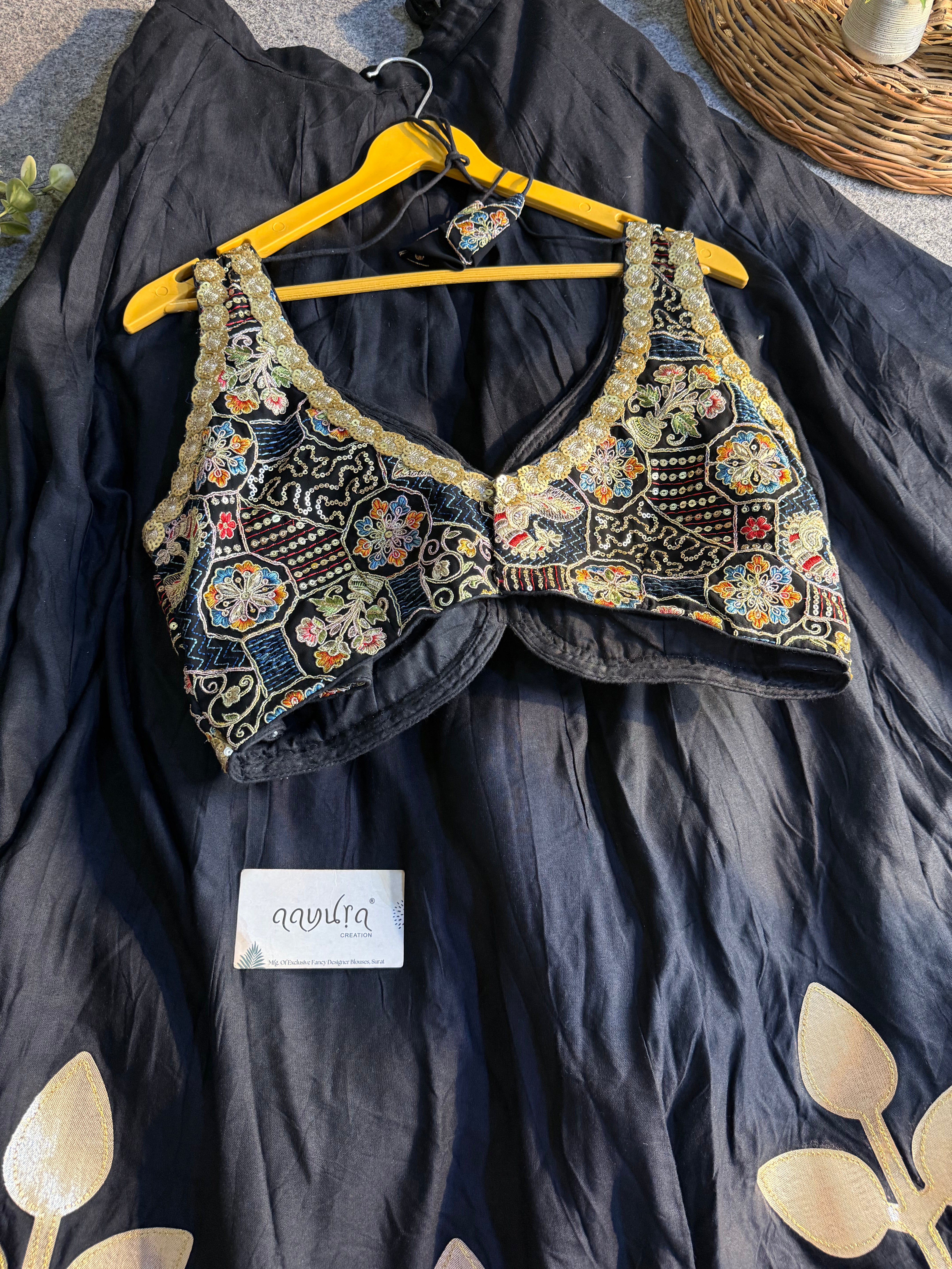 Rajwadi Gamthi Lehenga Set