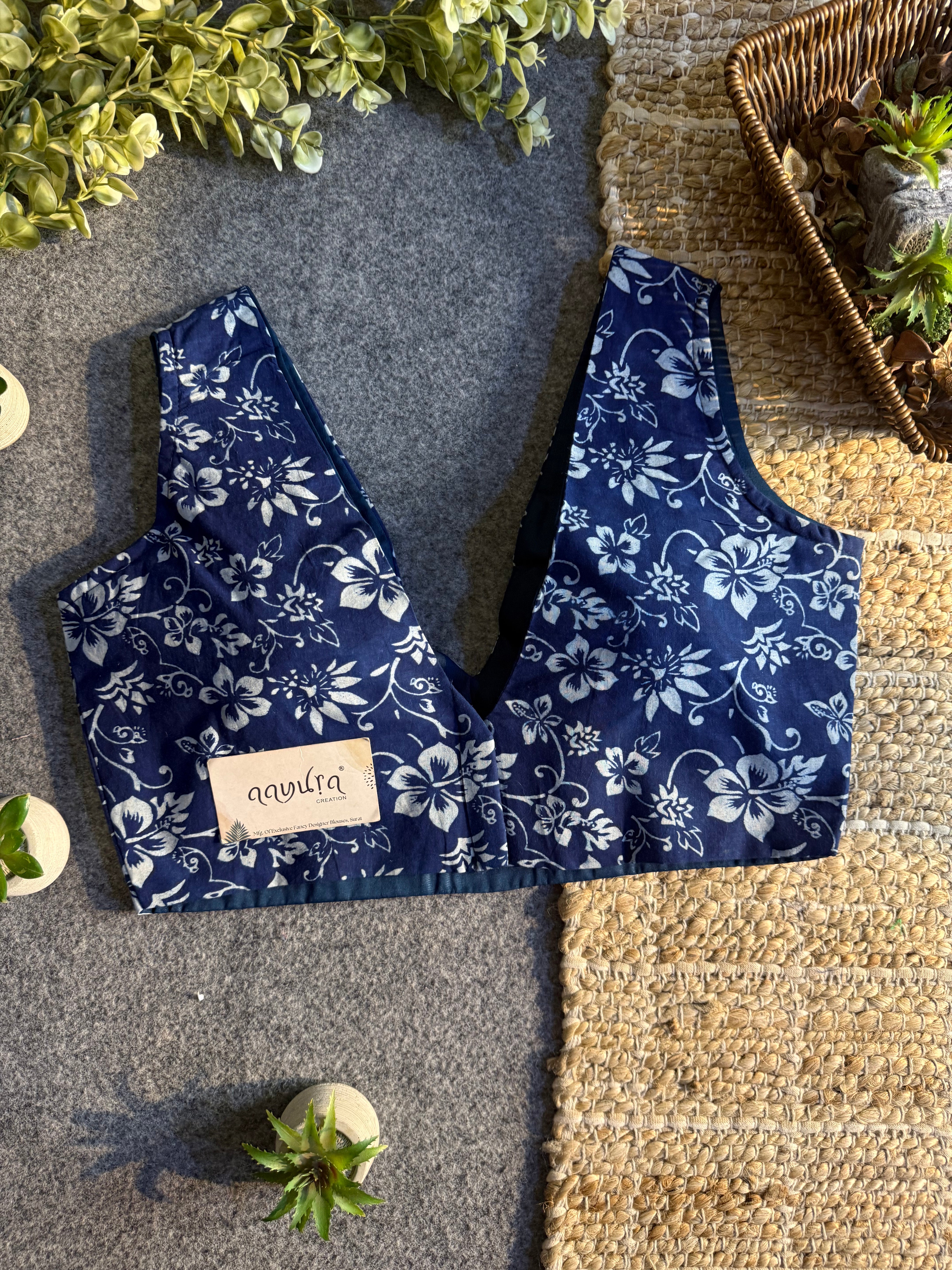 Ajrakh V neck