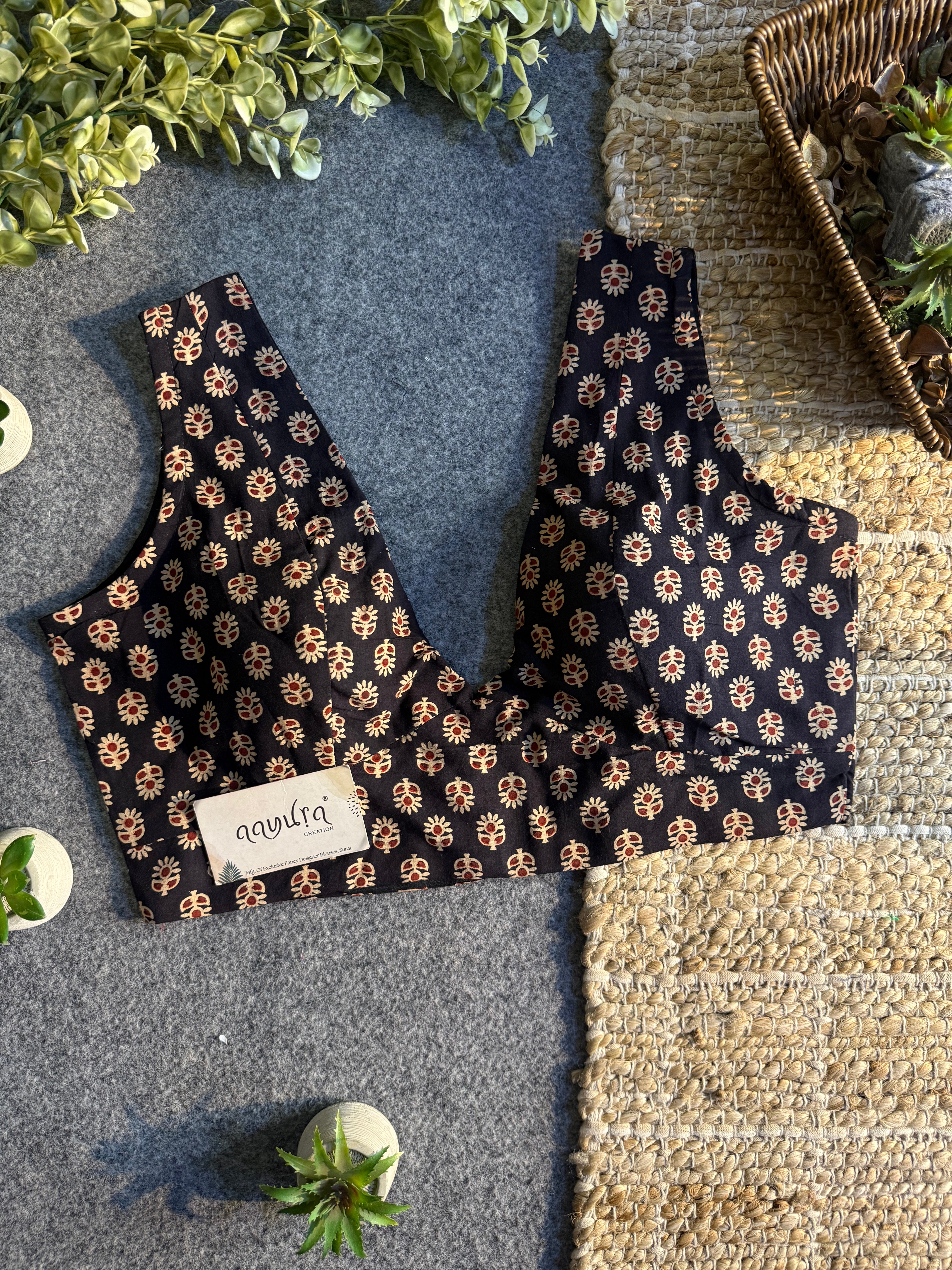 Ajrakh V neck