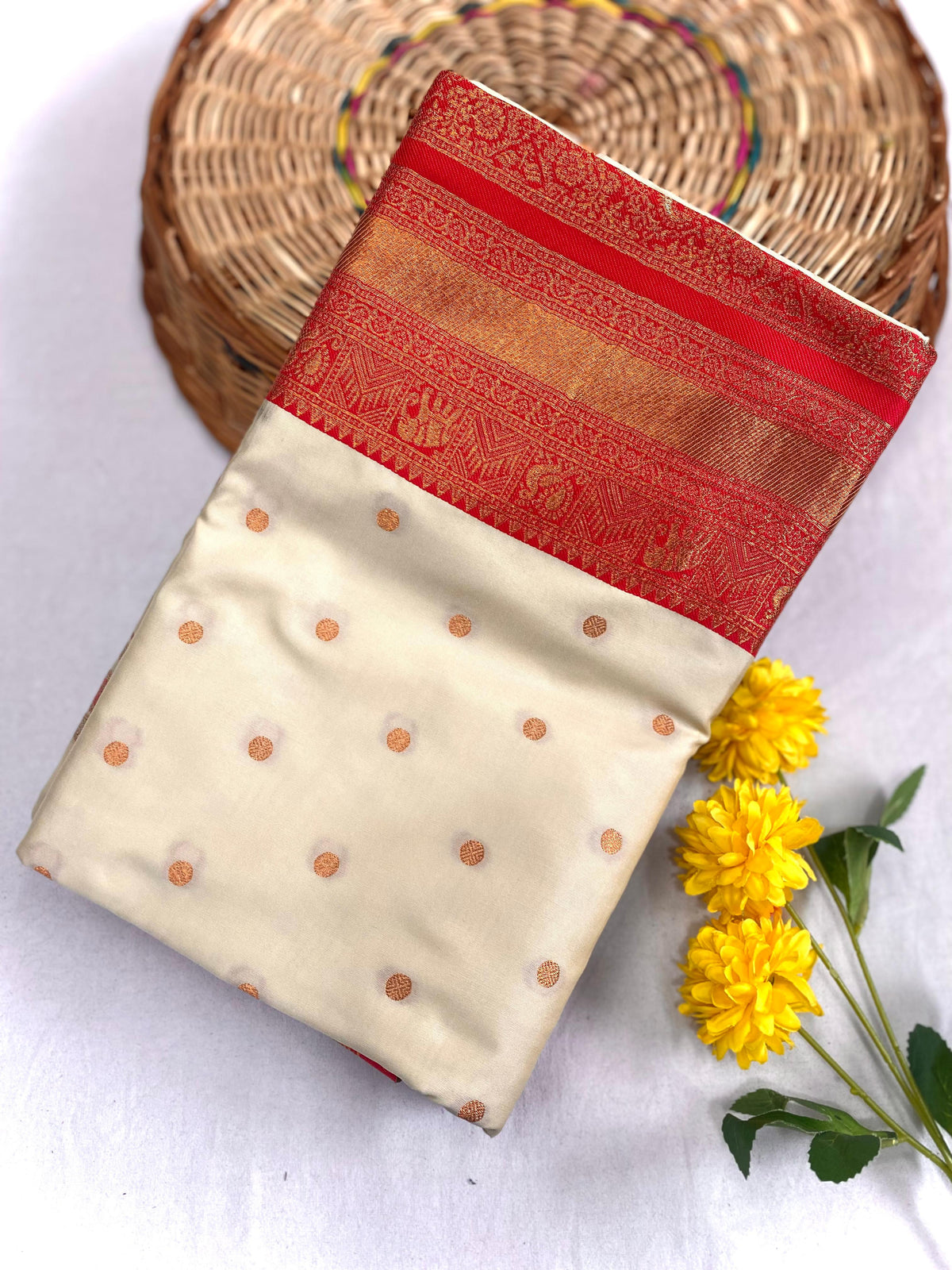 Rajeshwari Pure Paithani Silk Without Border Saree