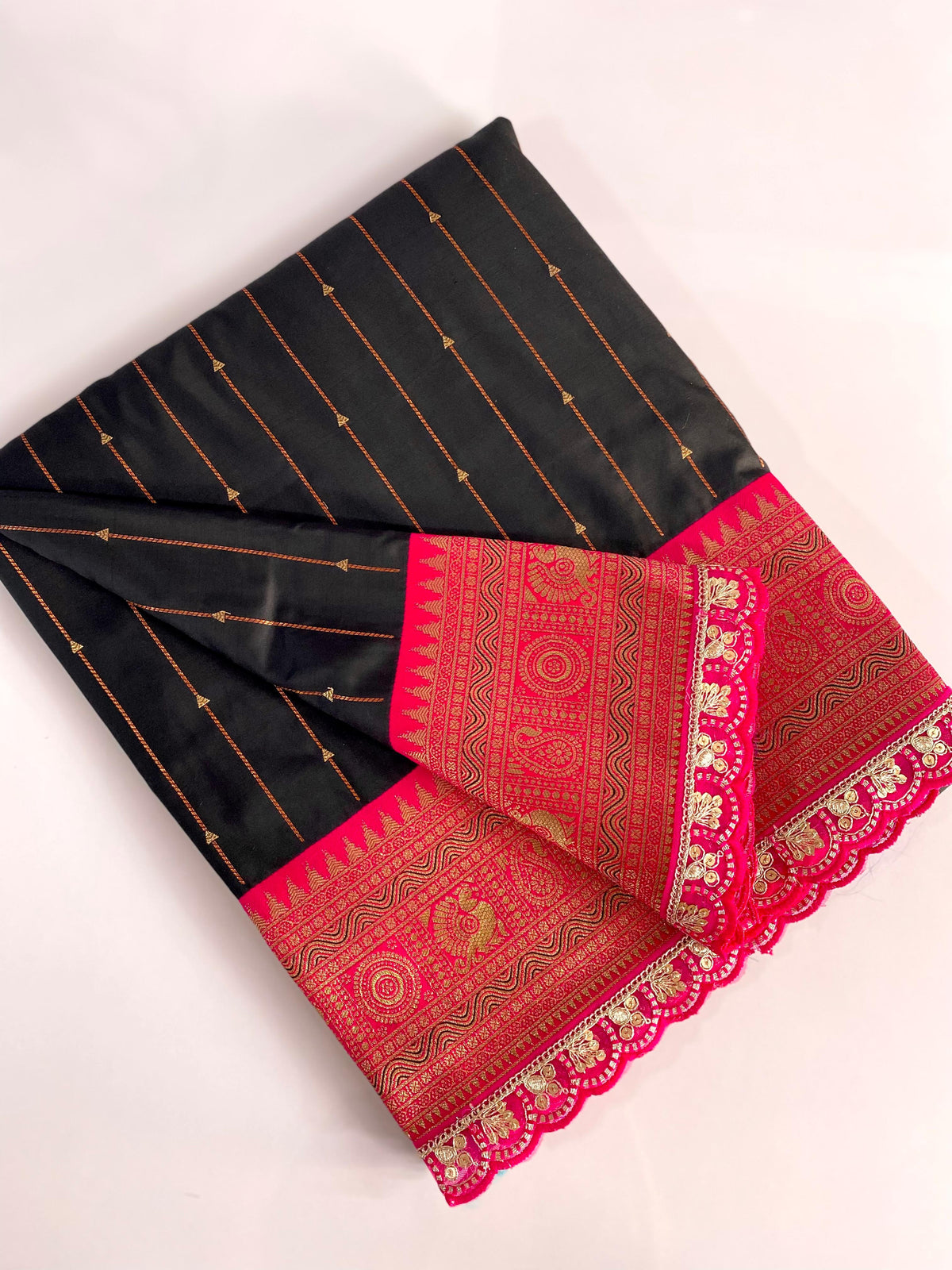 Mahalakshmi Border Paithani Silk Saree