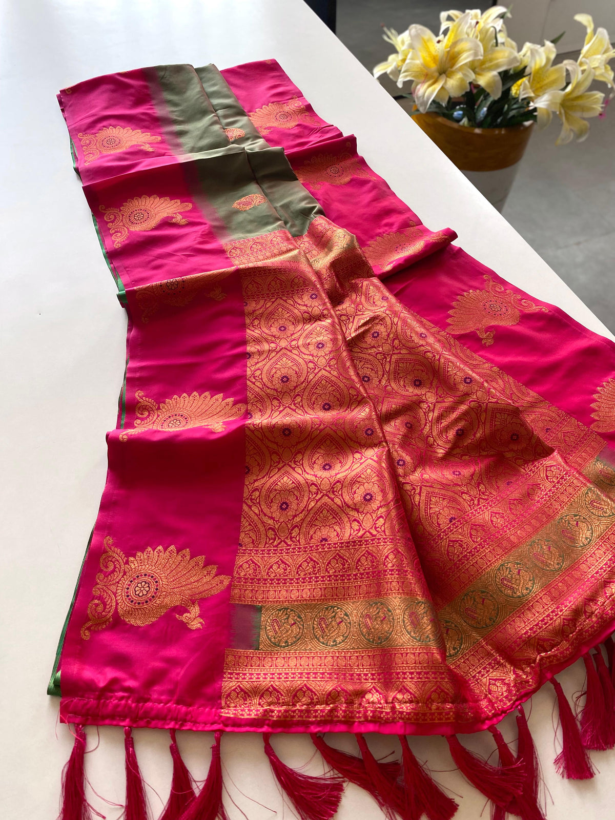 Sharada Dual Tone Silk Saree