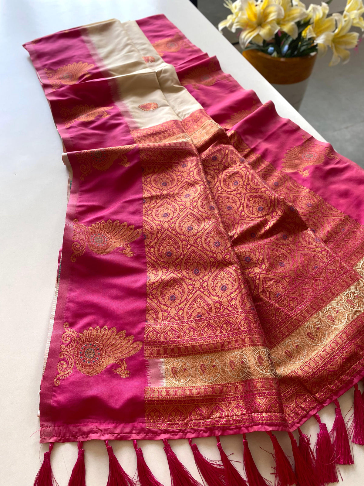 Sharada Dual Tone Silk Saree