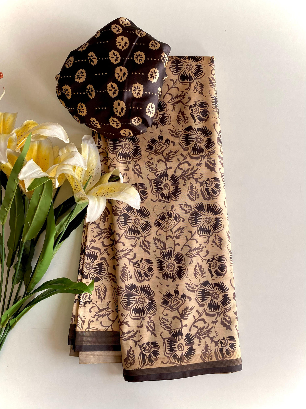 Regal Pure Dola Viscose DigitalPrint Saree