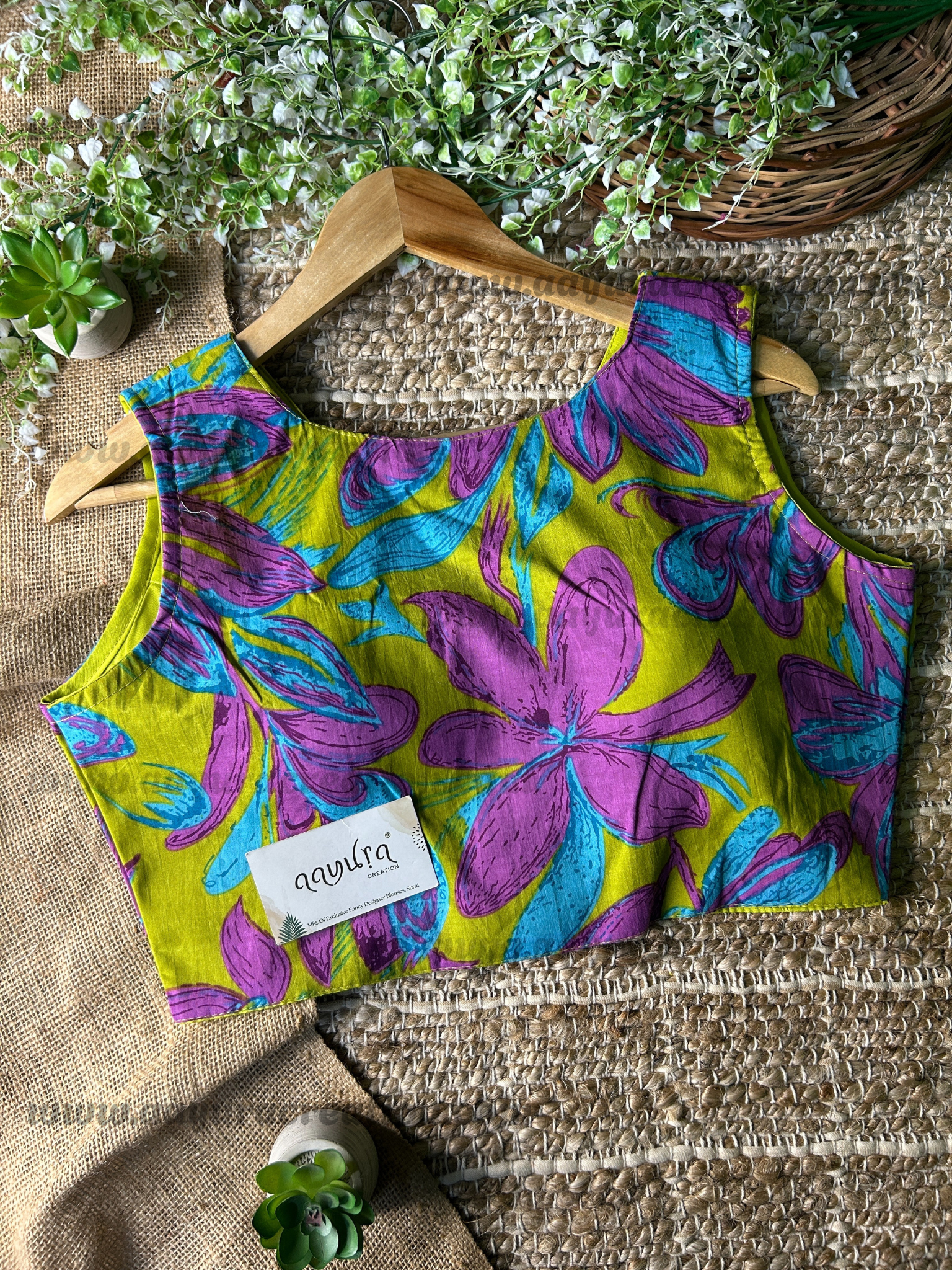 Cotton Coller Neck