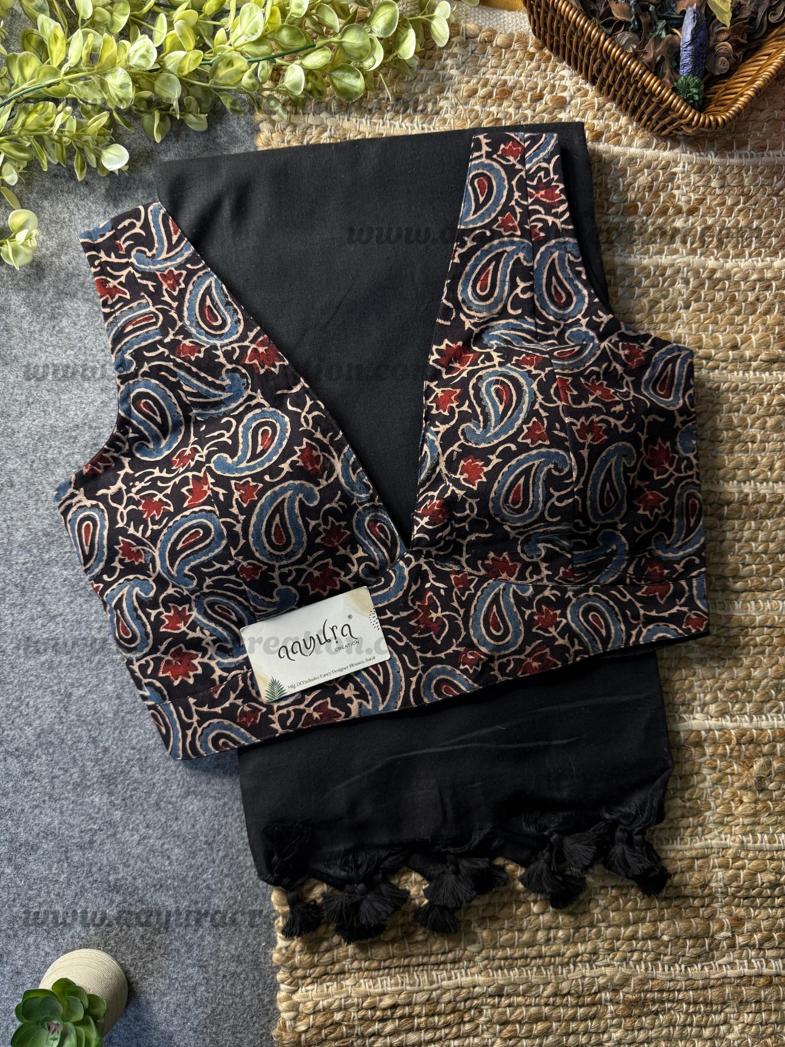Ajrakh Vibe – Khadi Grace Combo