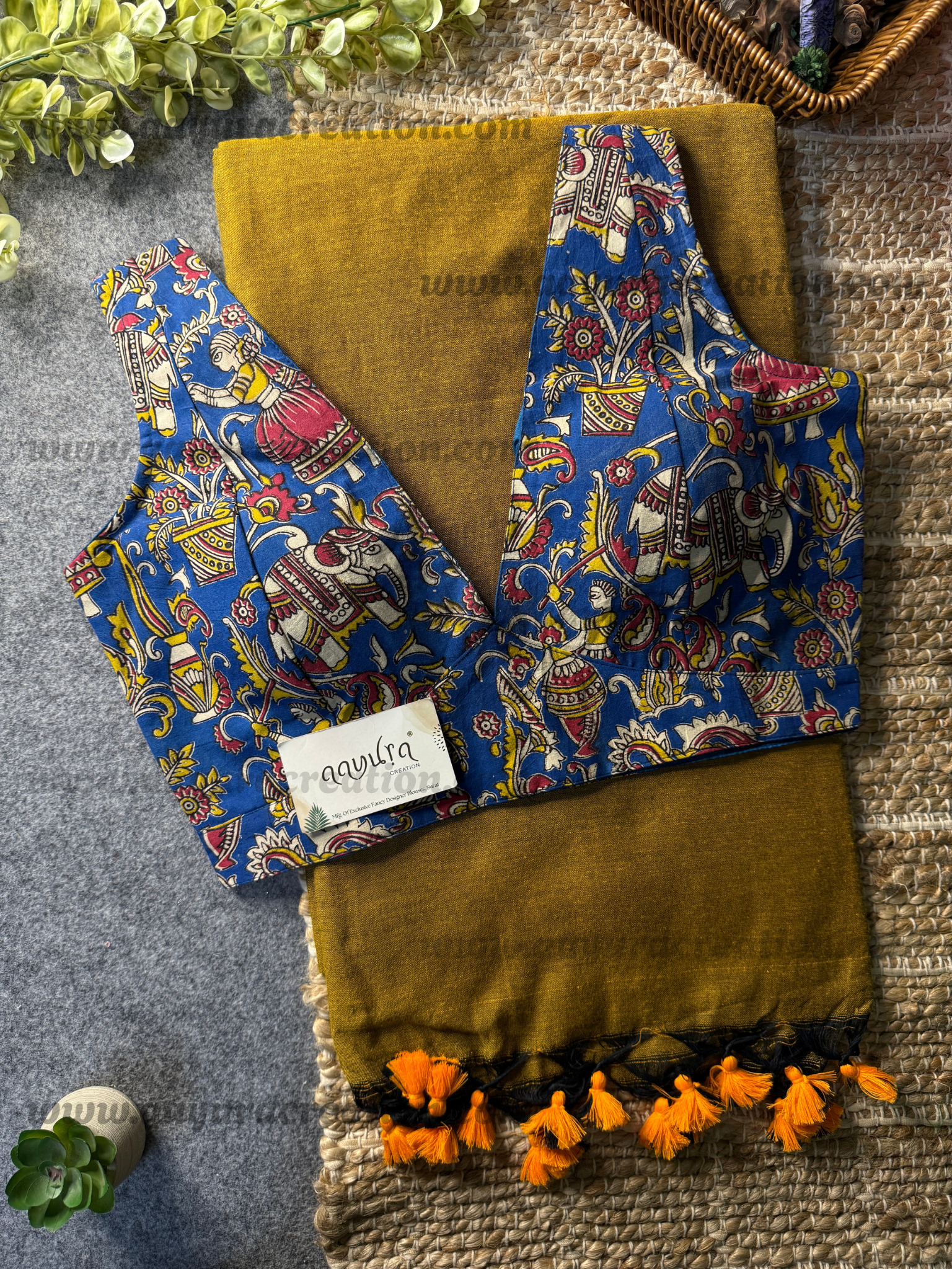 Ajrakh Vibe – Khadi Grace Combo