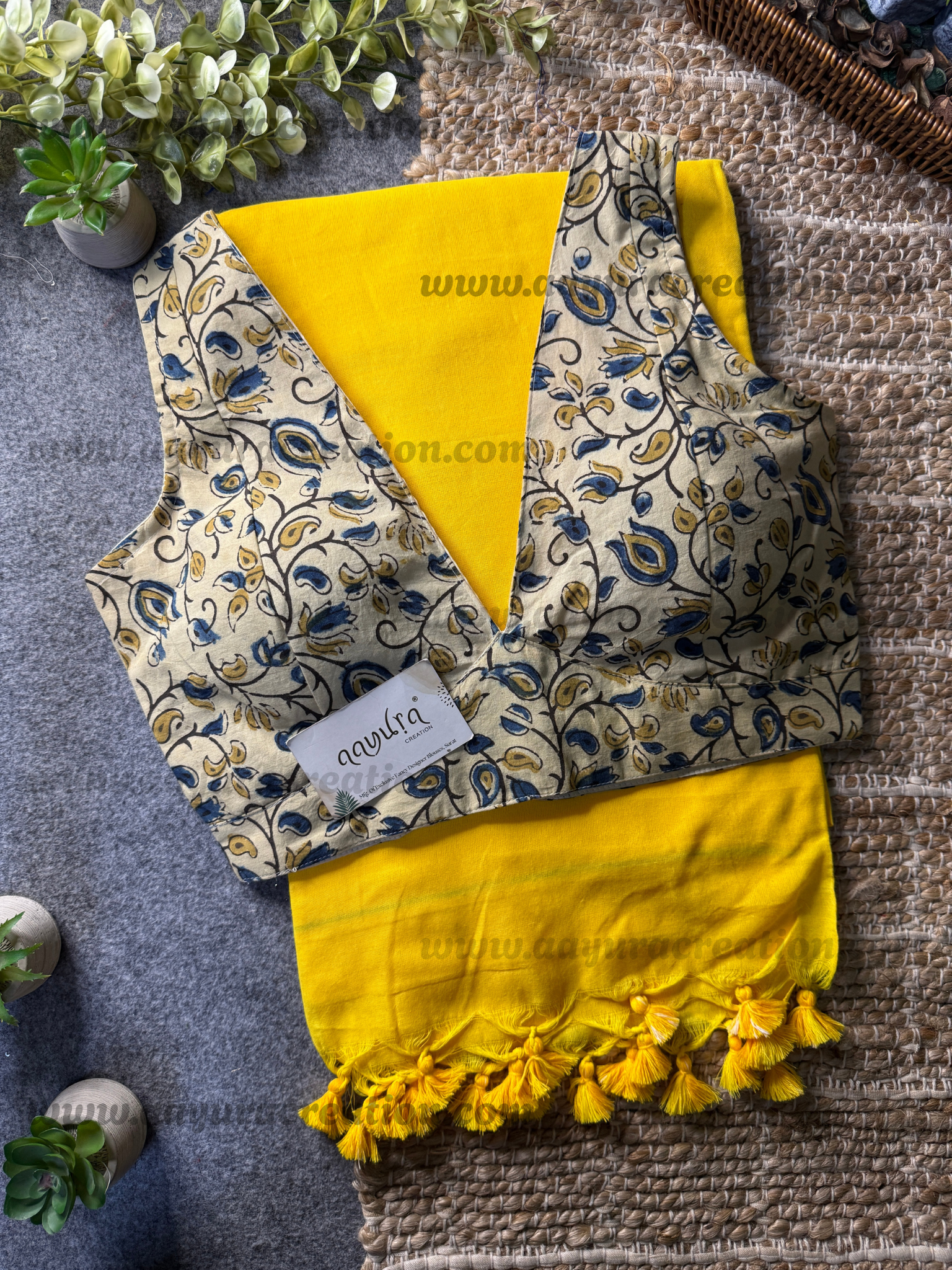 Ajrakh Vibe – Khadi Grace Combo