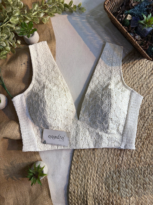 Comfort Fit V Neck Hakoba Blouse