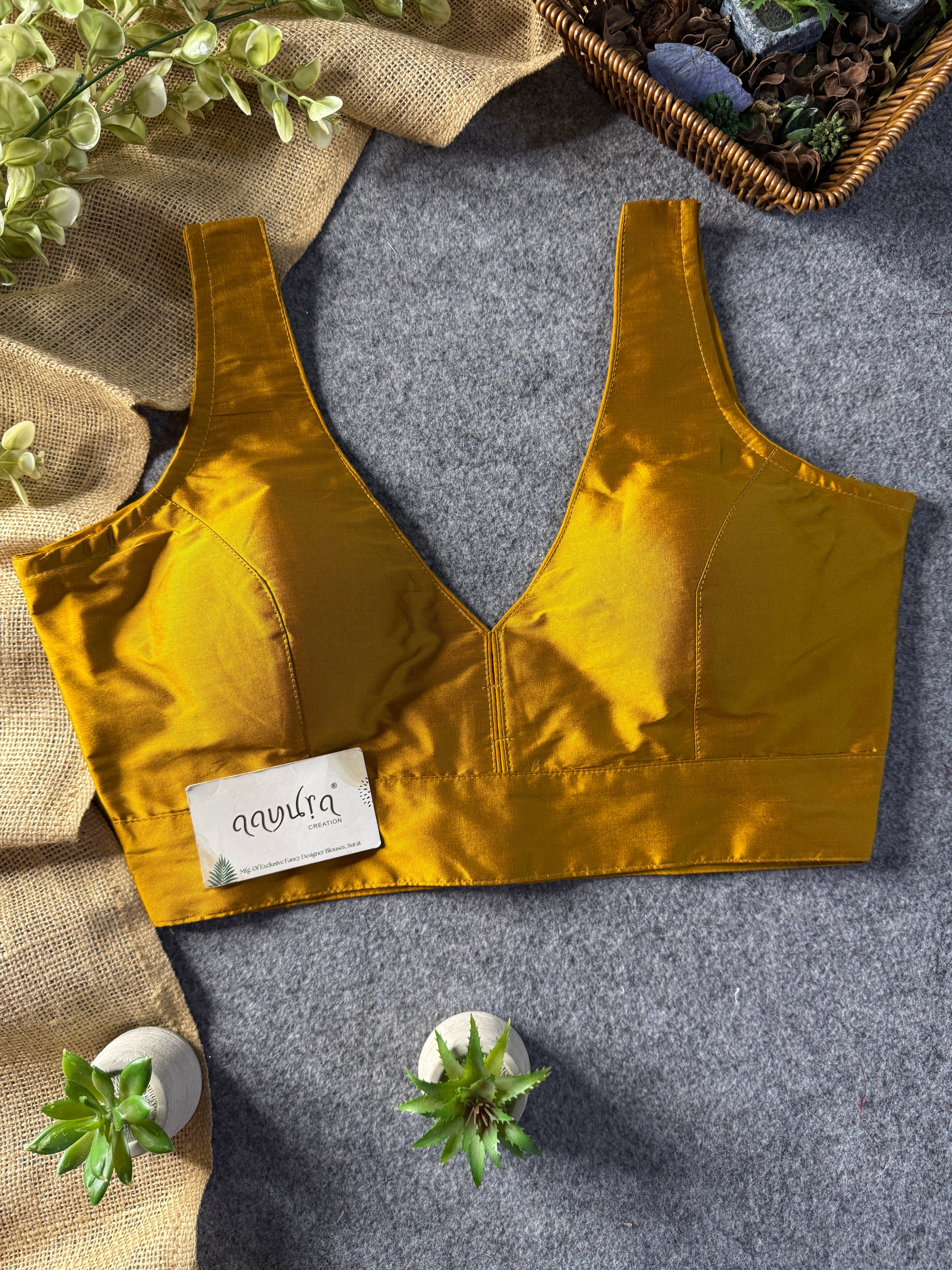 BOLLYWOOD STYLE-GOLD