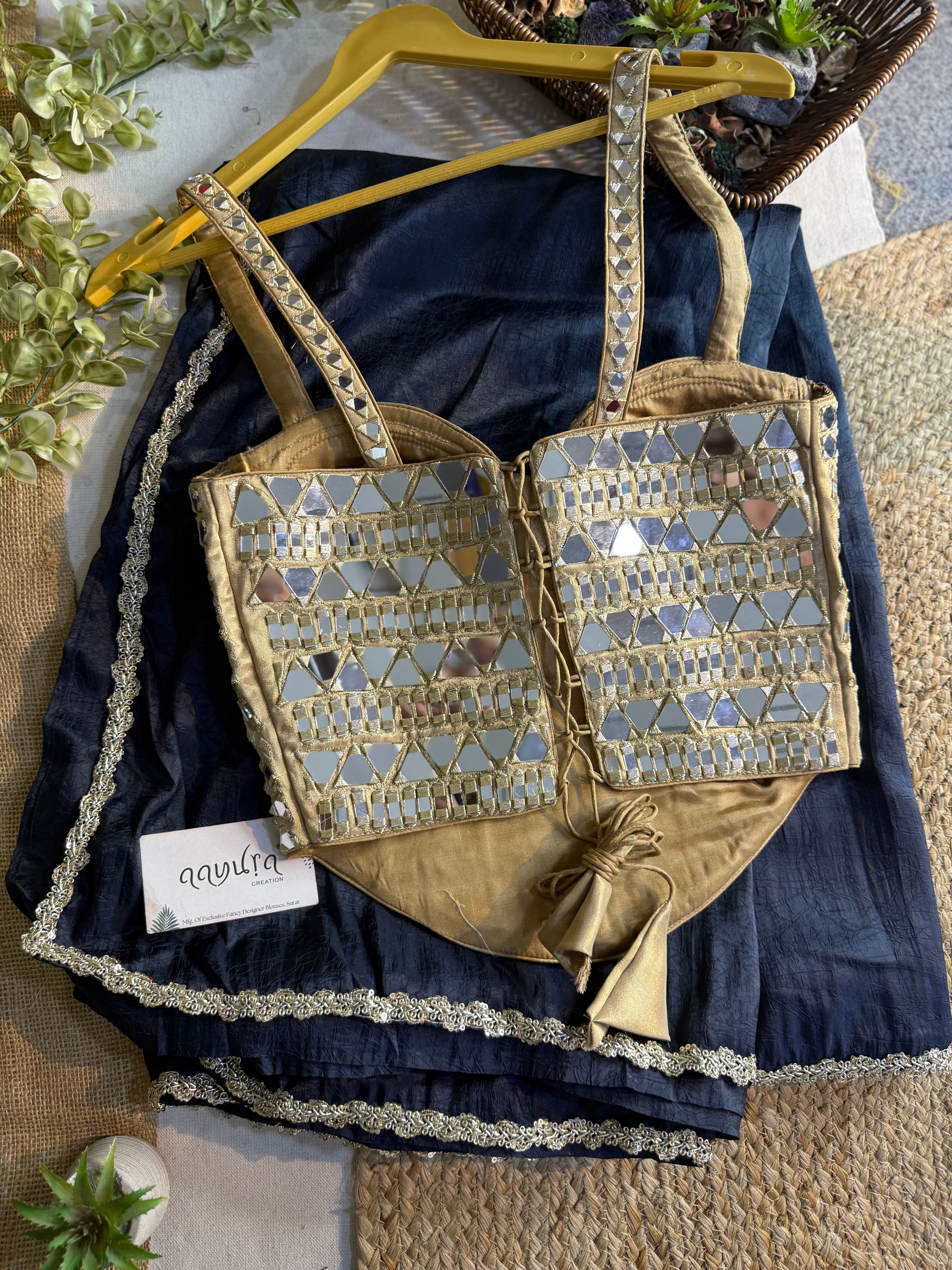 Glam Riwaaz Saree Set