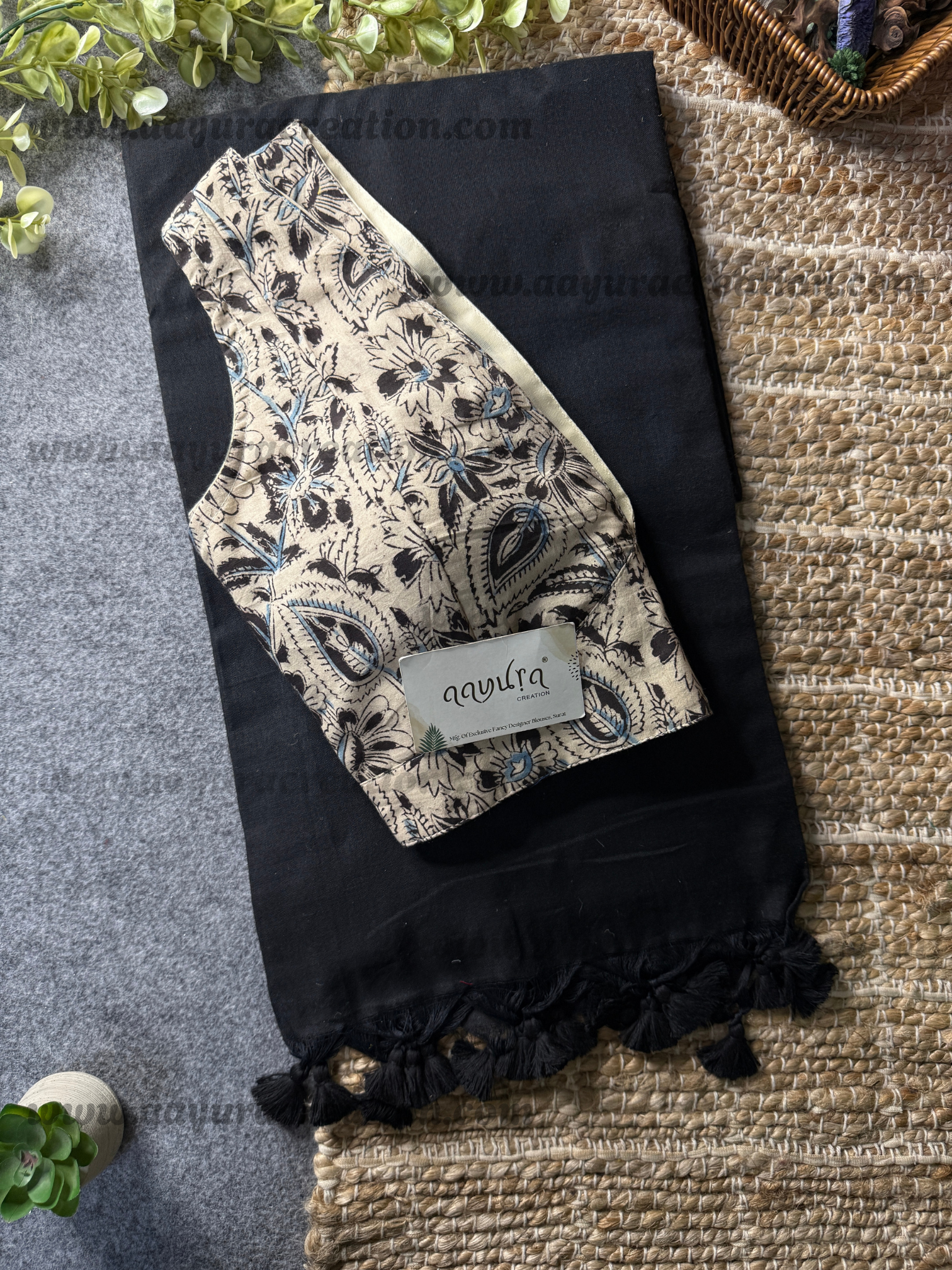Ajrakh Vibe – Khadi Grace Combo