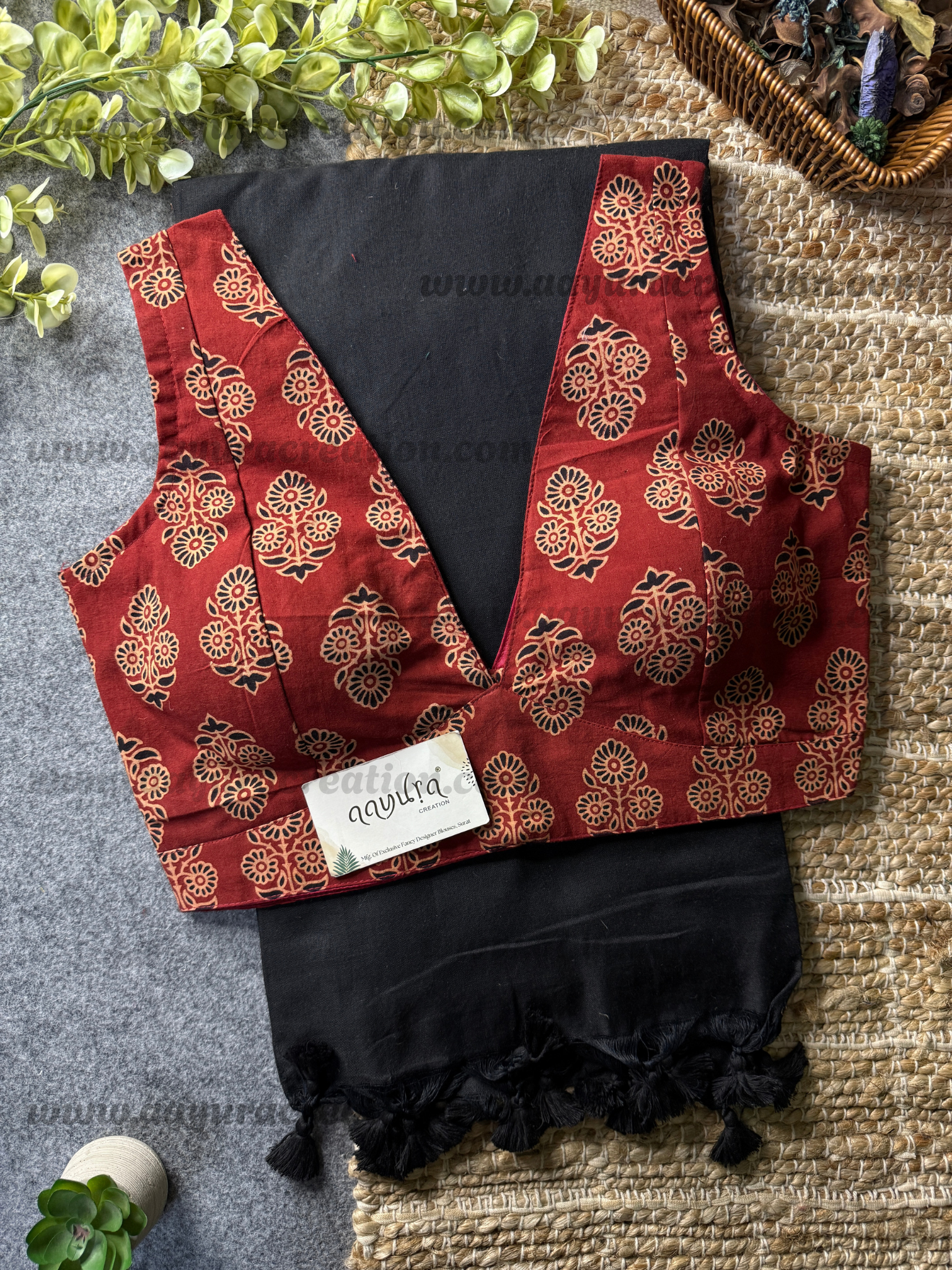 Ajrakh Vibe – Khadi Grace Combo
