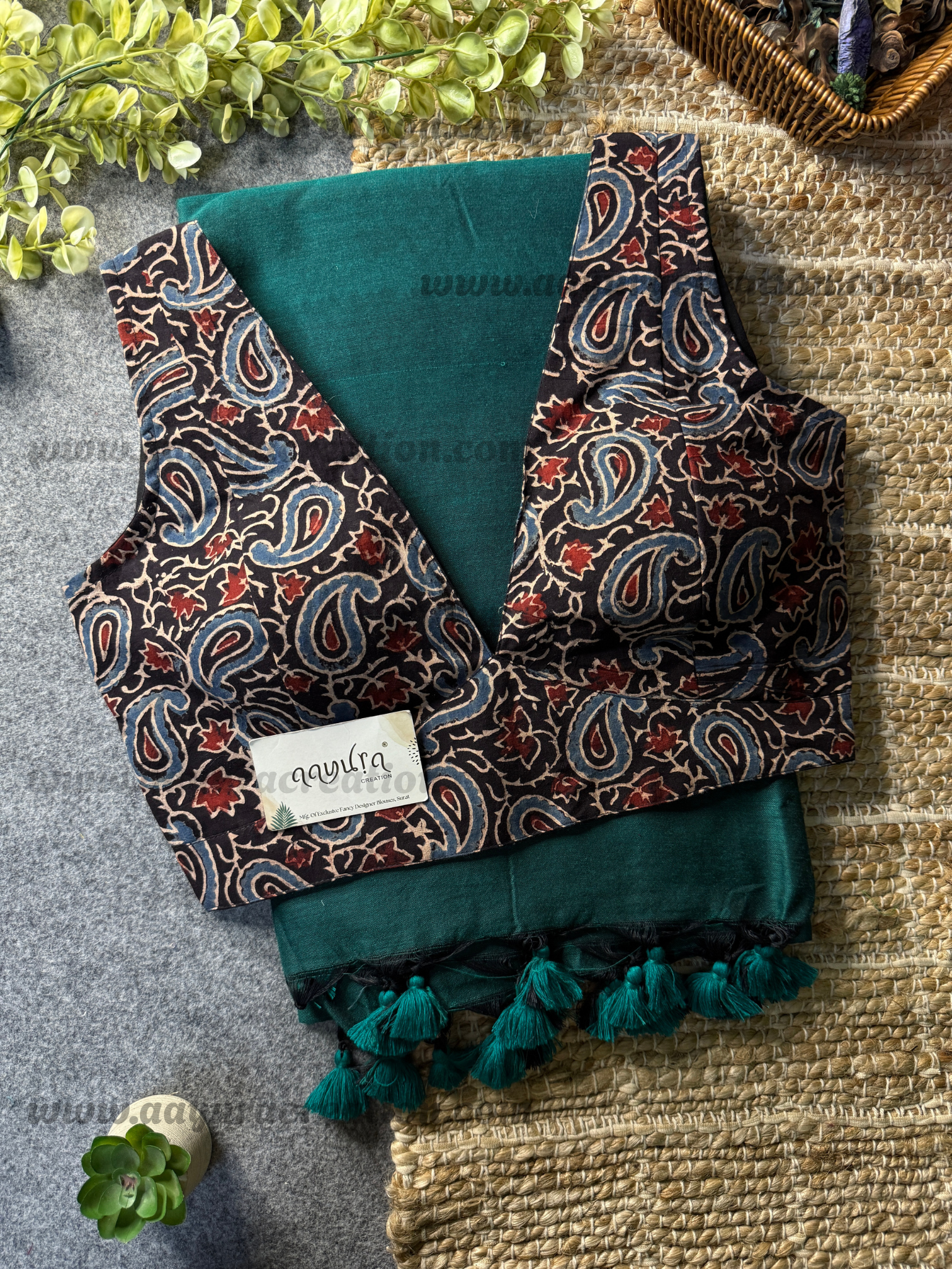 Ajrakh Vibe – Khadi Grace Combo