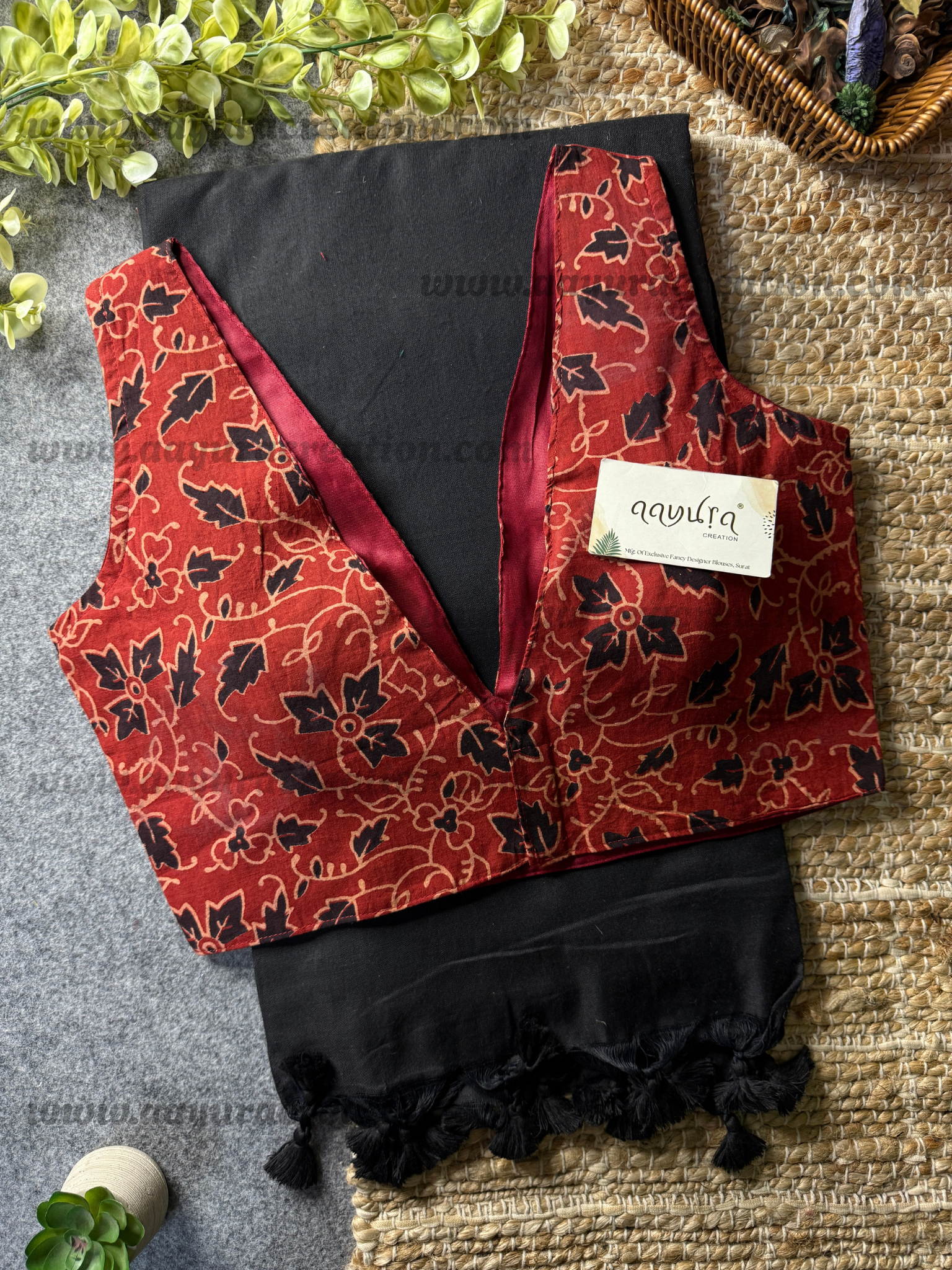 Ajrakh Vibe – Khadi Grace Combo