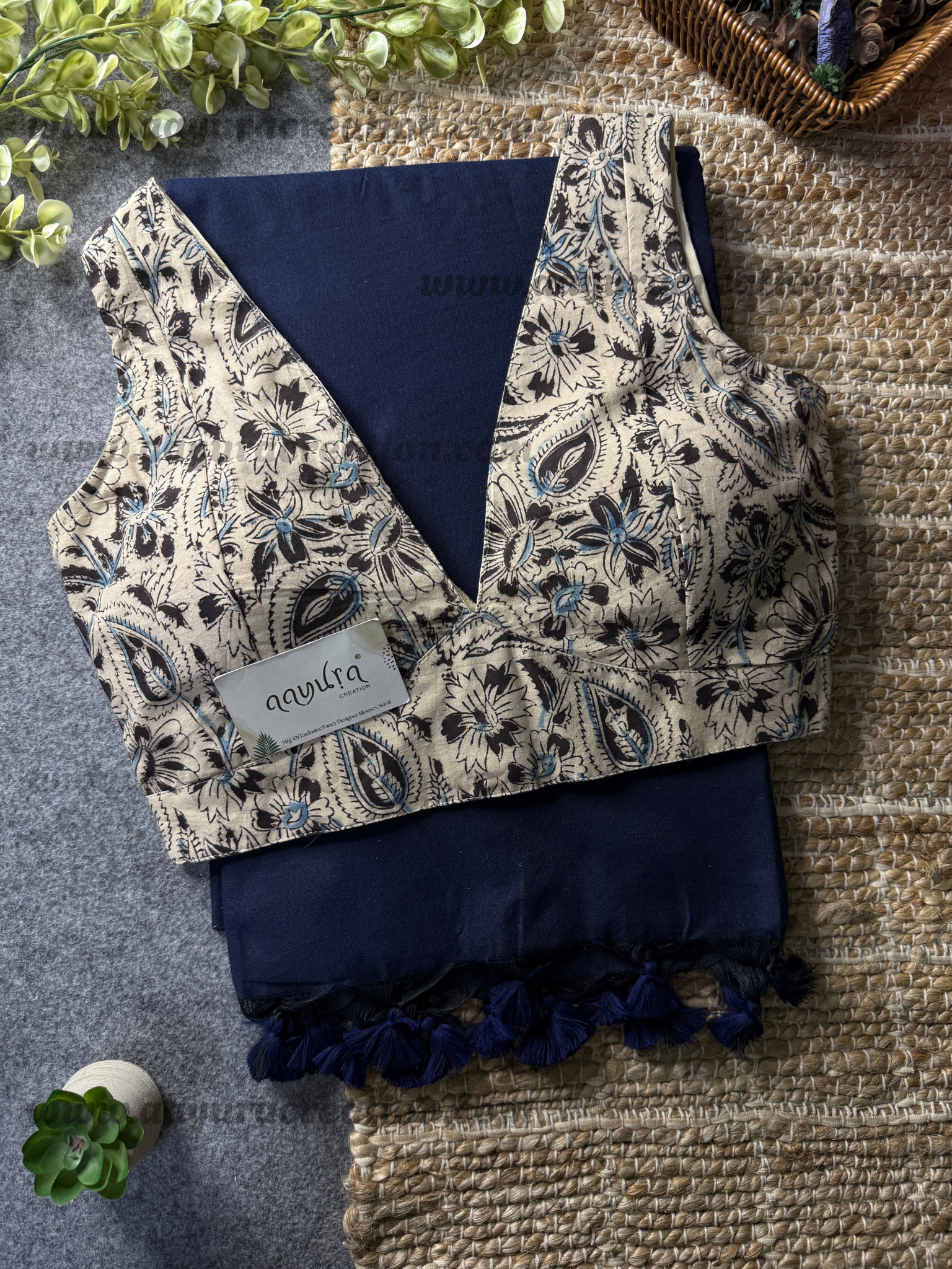 Ajrakh Vibe – Khadi Grace Combo