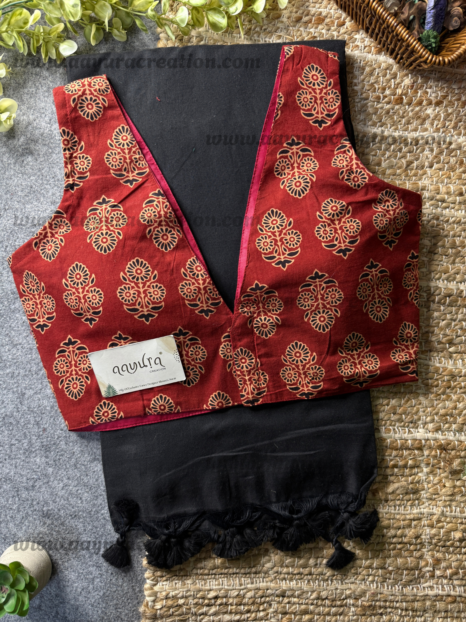 Ajrakh Vibe – Khadi Grace Combo