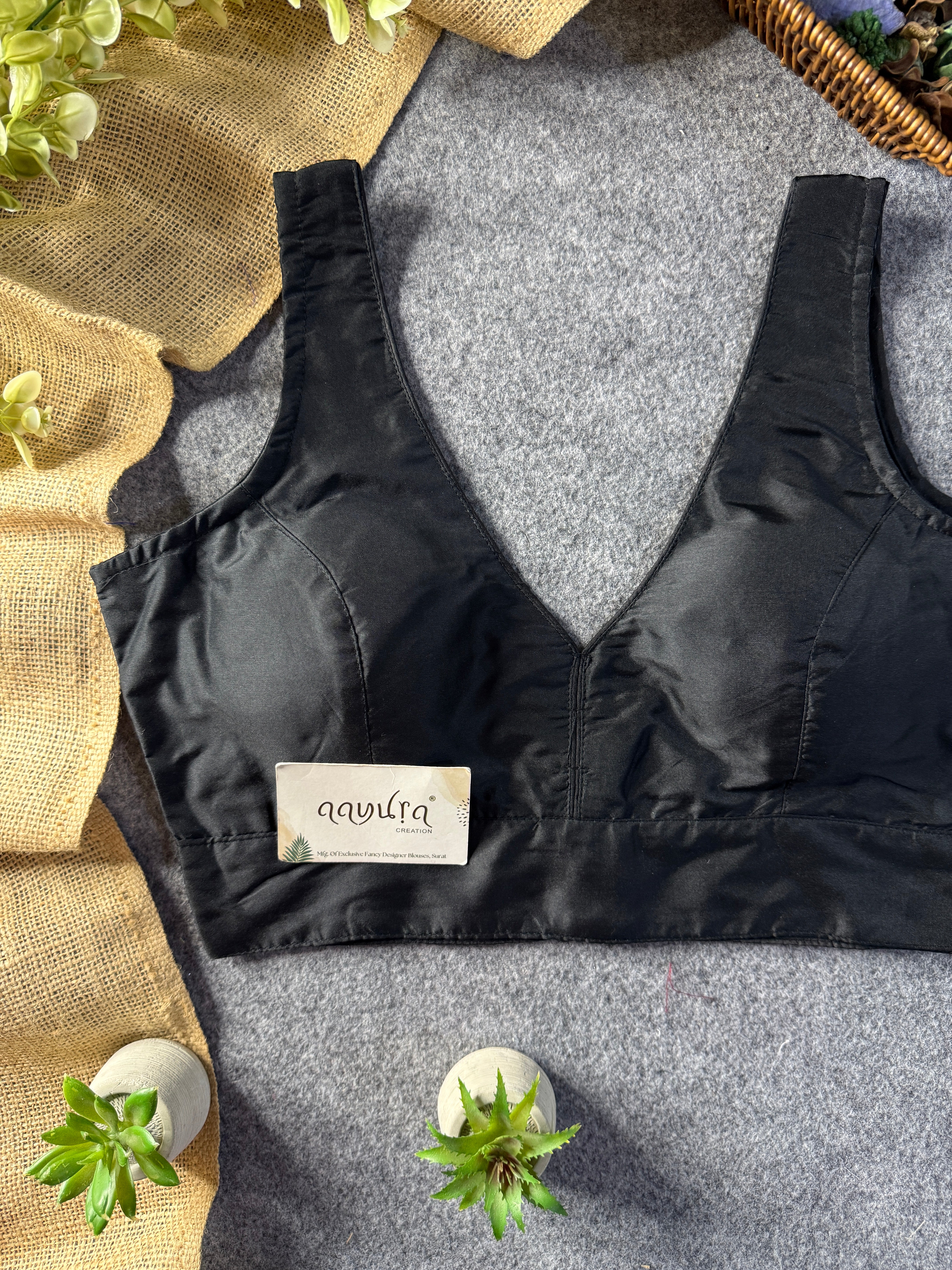 BOLLYWOOD STYLE-BLACK