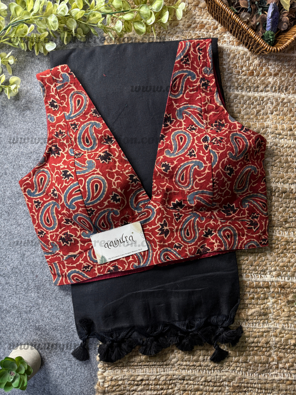 Ajrakh Vibe – Khadi Grace Combo