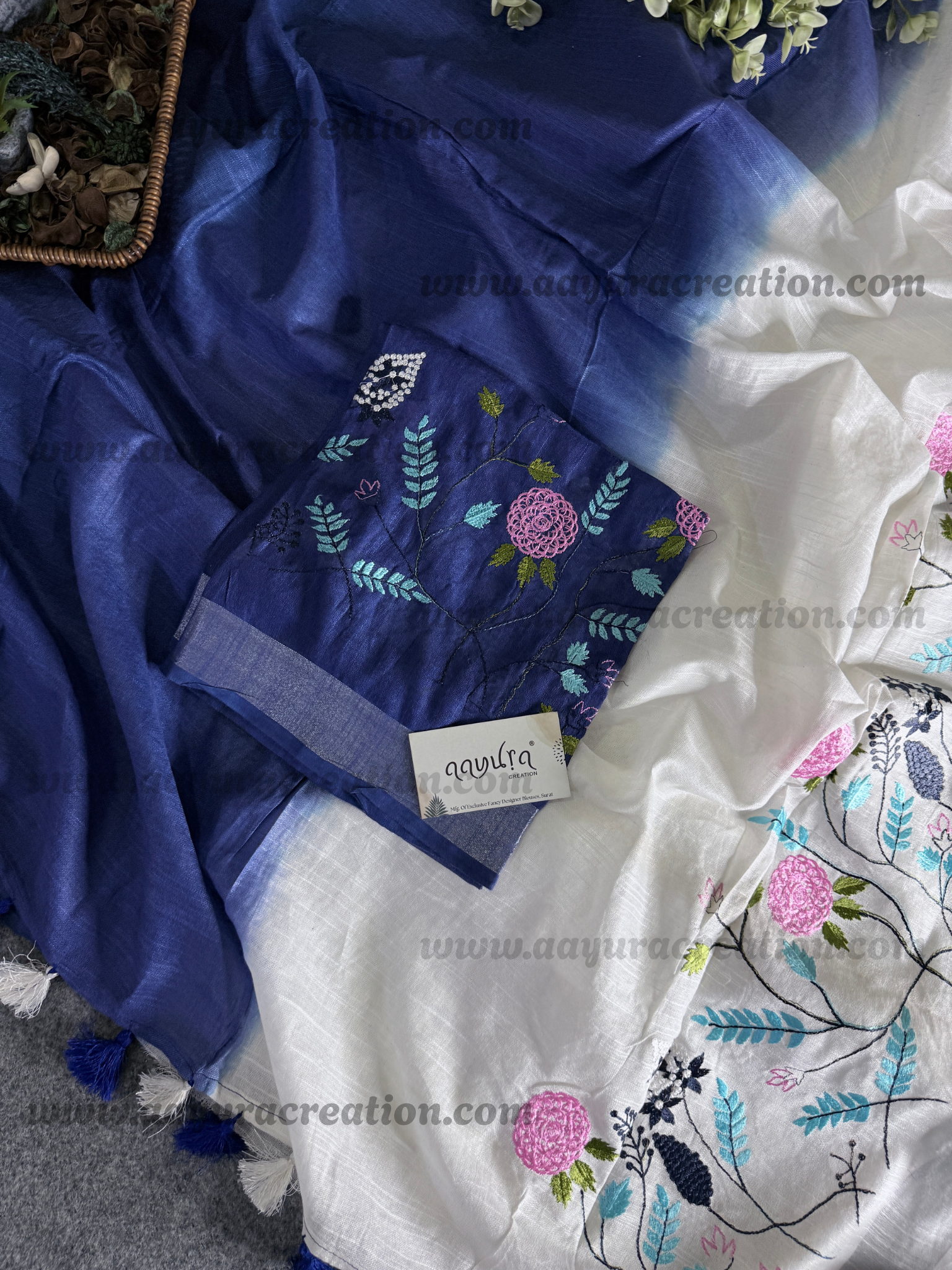 Classic Linen Charm Saree