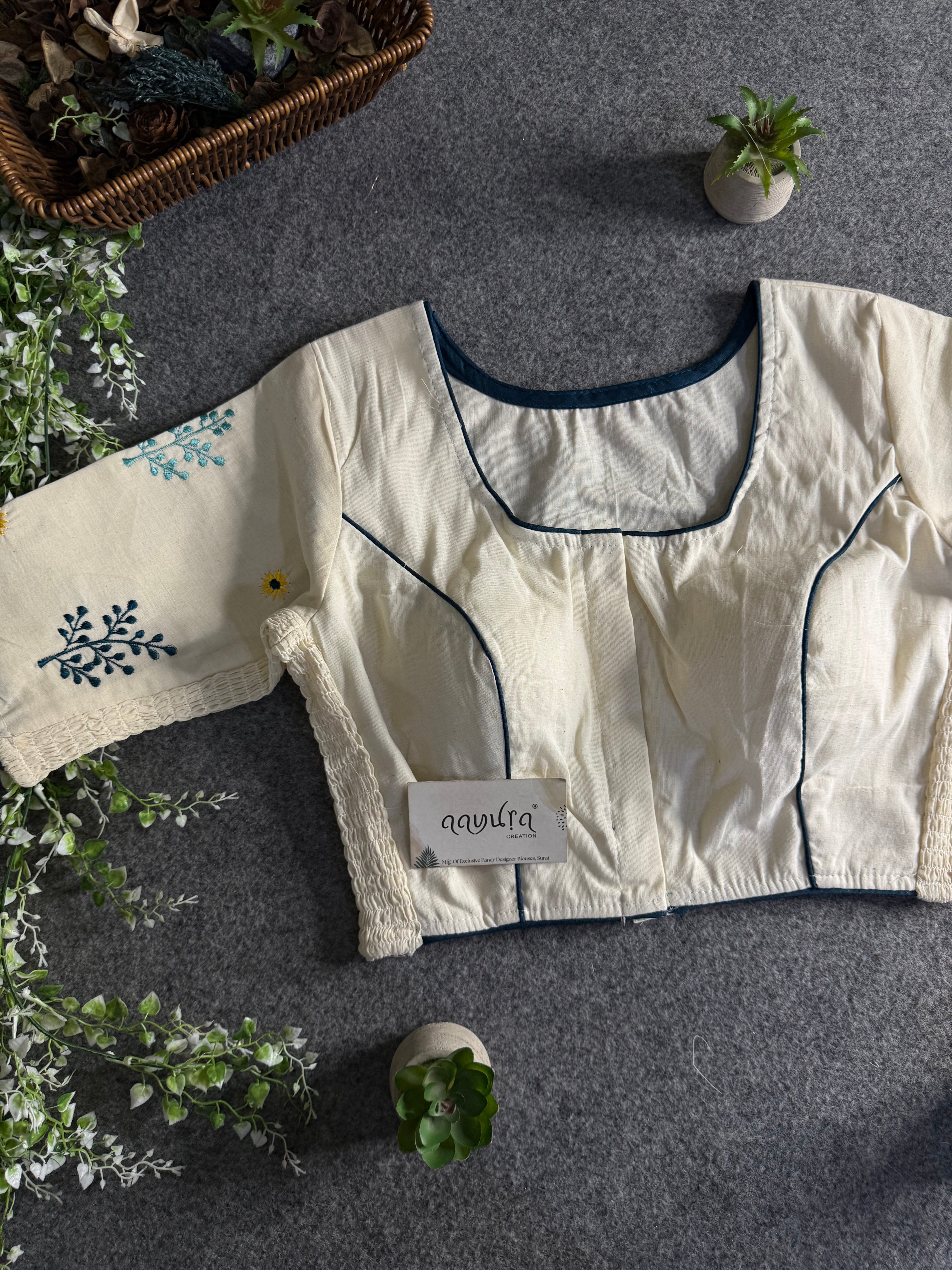 Khadi Threaded Streatchable Blouse