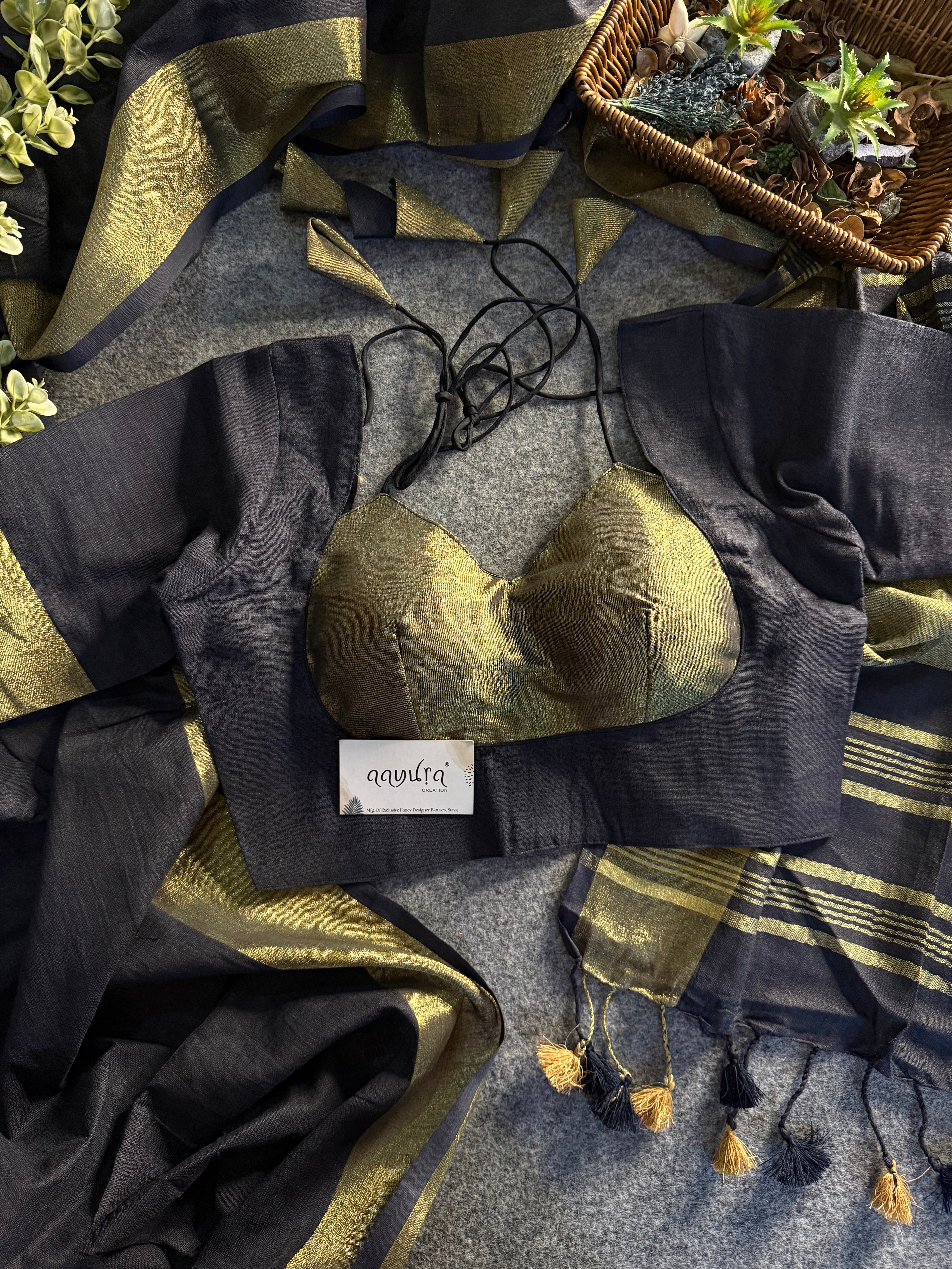 Handwoven Linen Grace Saree