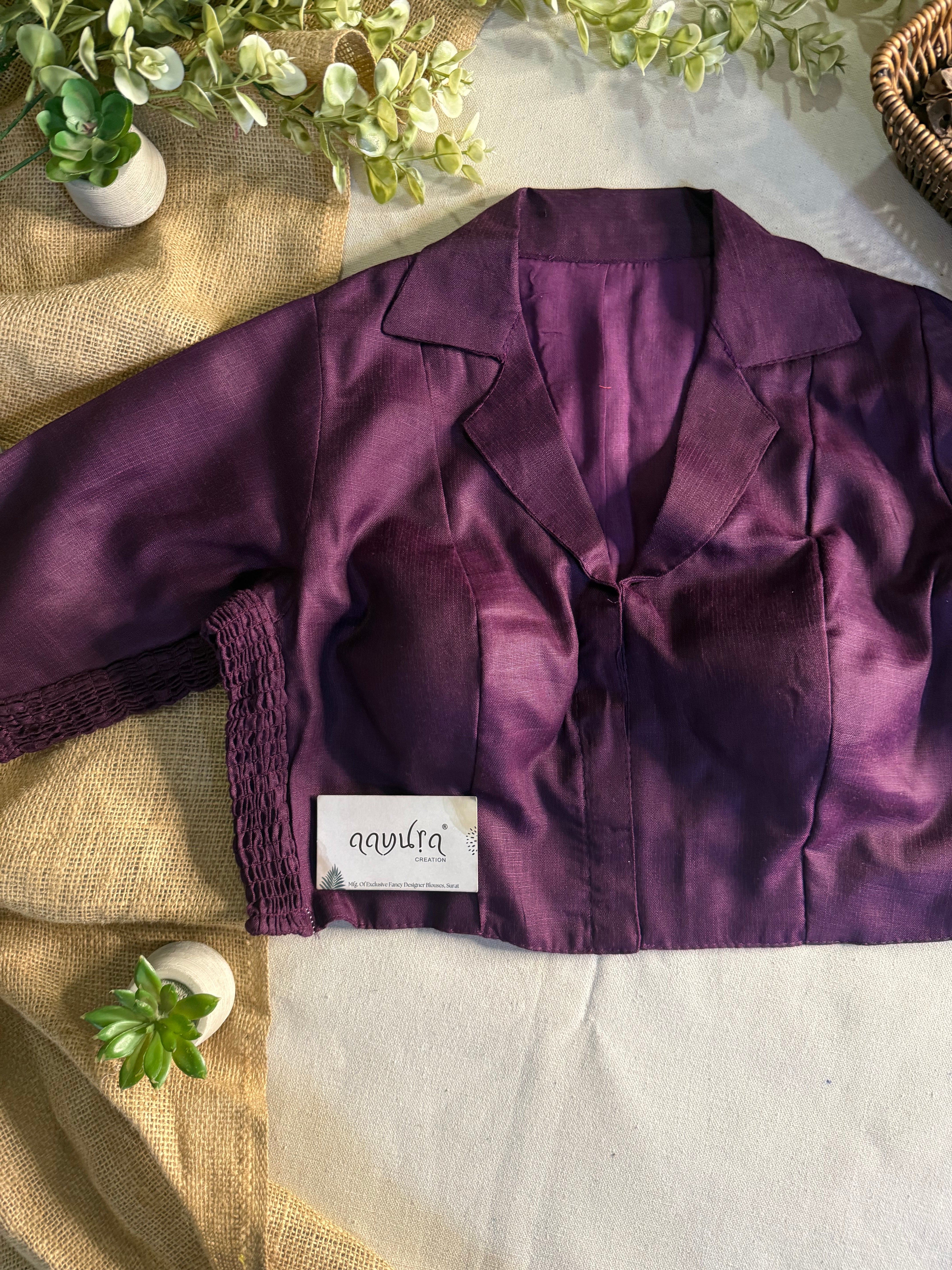 Comfort Fit Cotton Coller Blouse