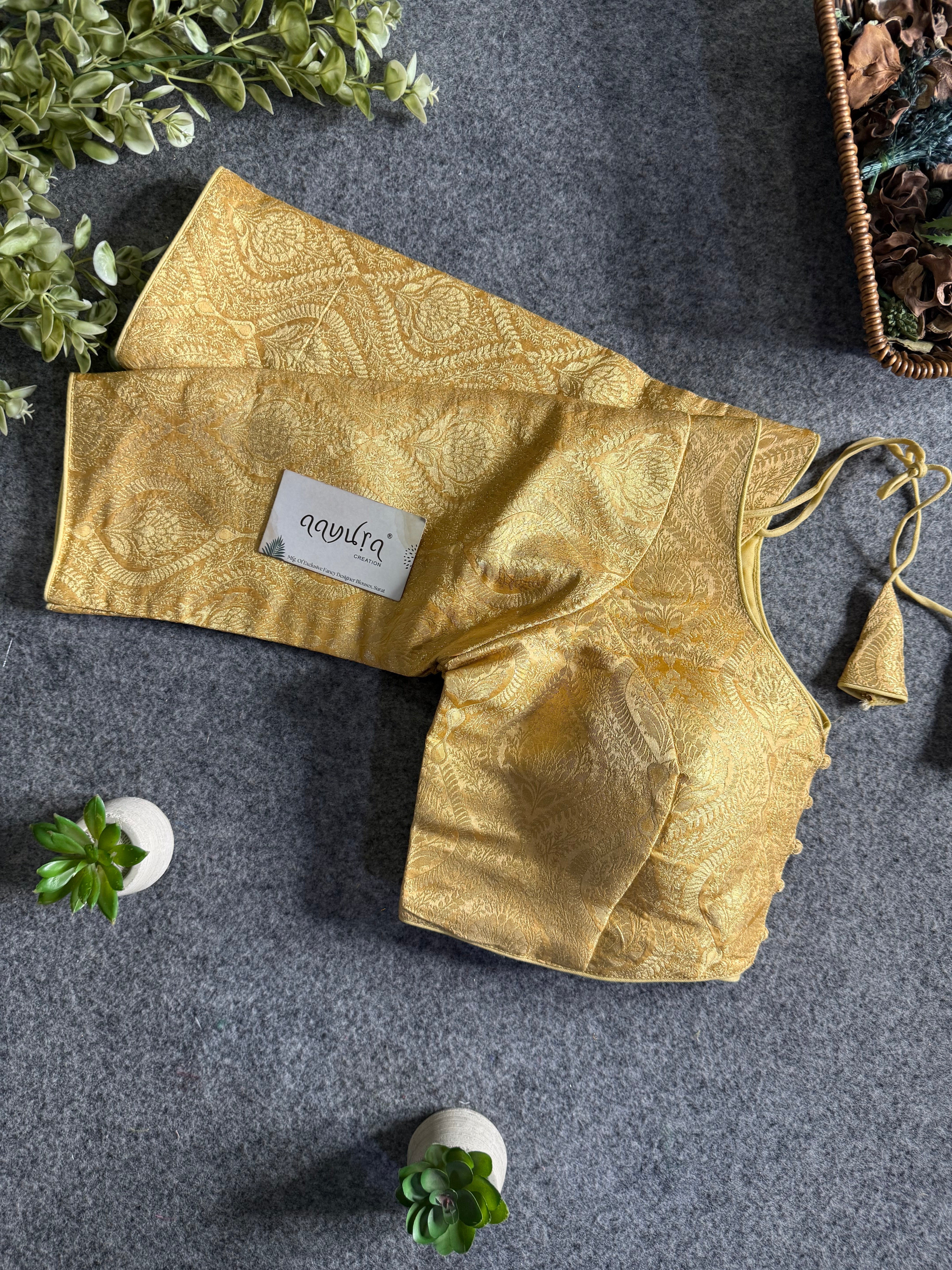 Ira Banarasi Classic Sleeve Blouse