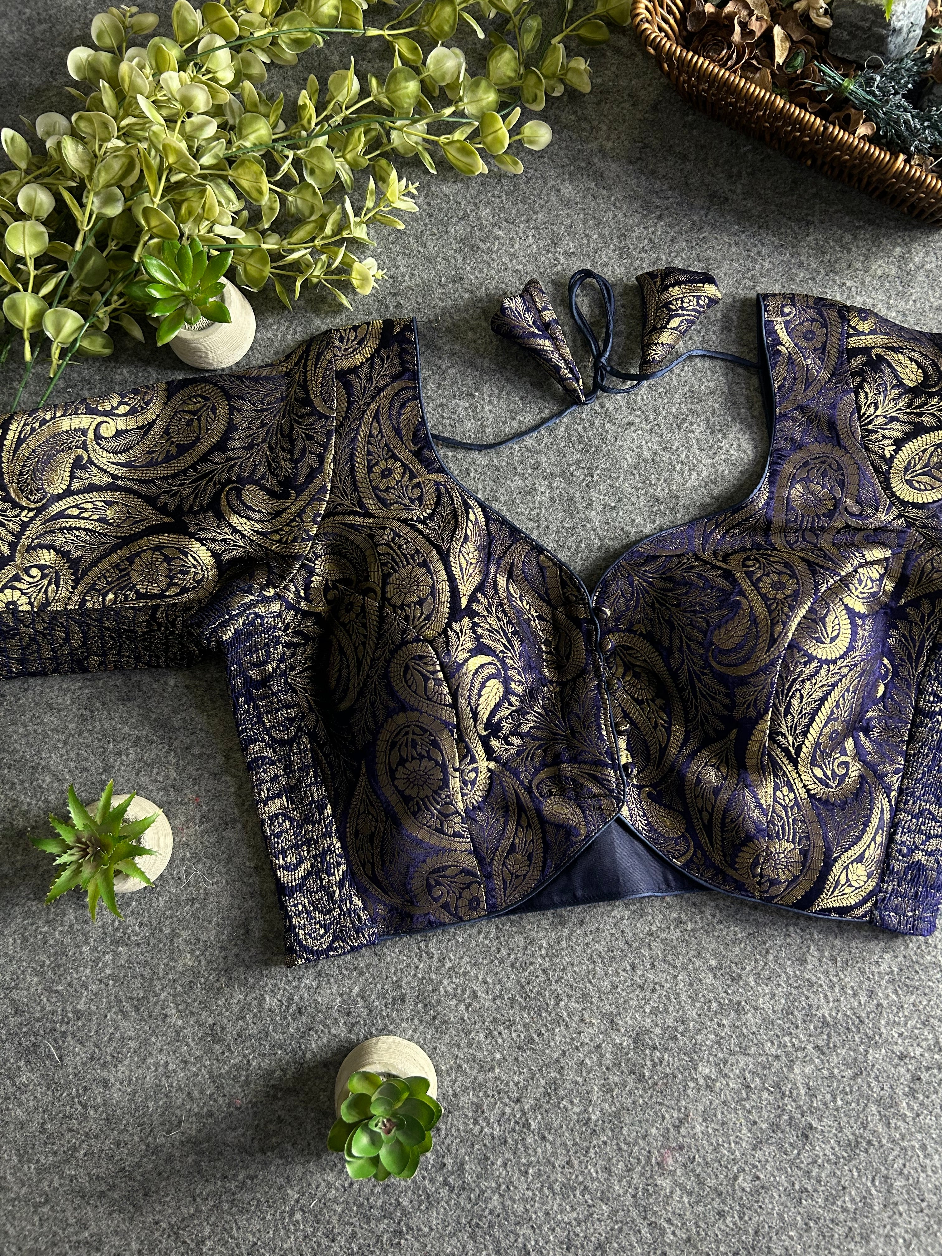 Vihana Banarasi Front Open Blouse