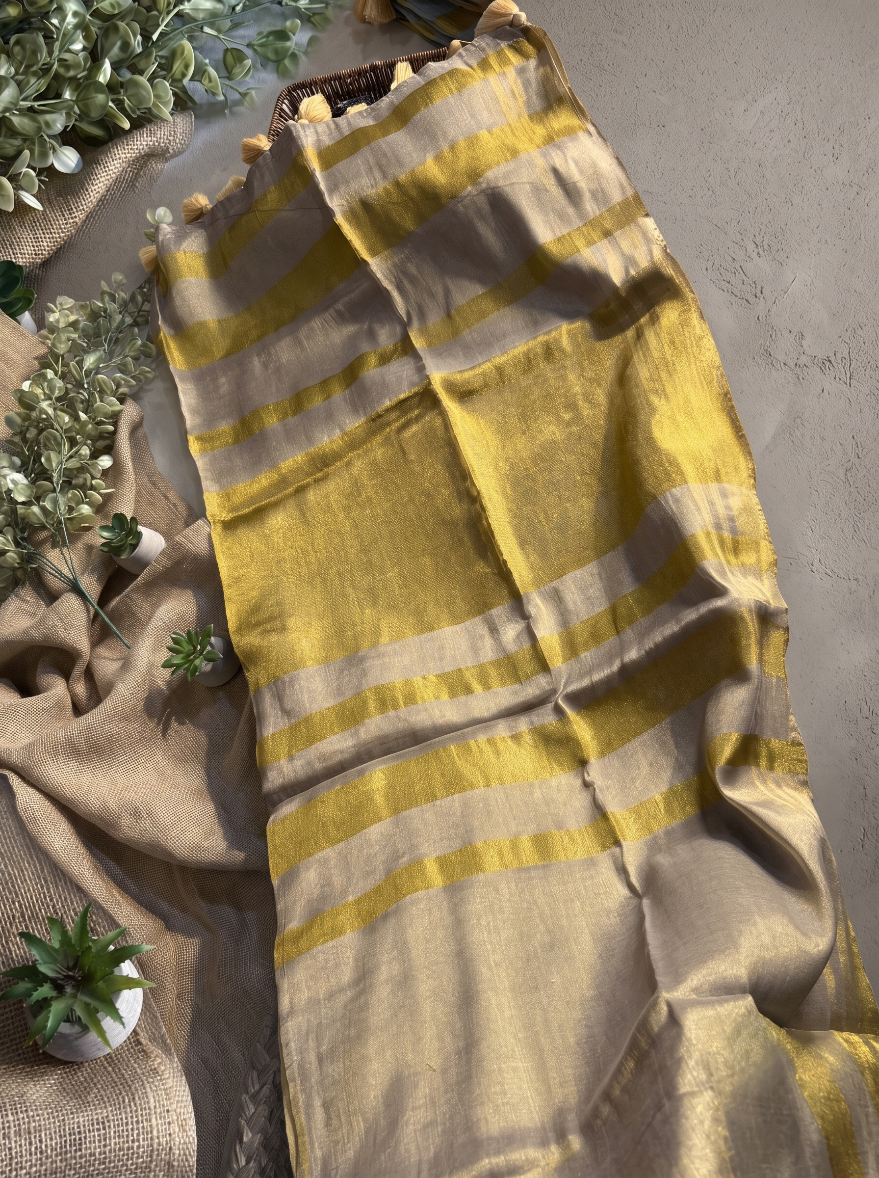 Pastel Checks Charm Linen Tissue Saree