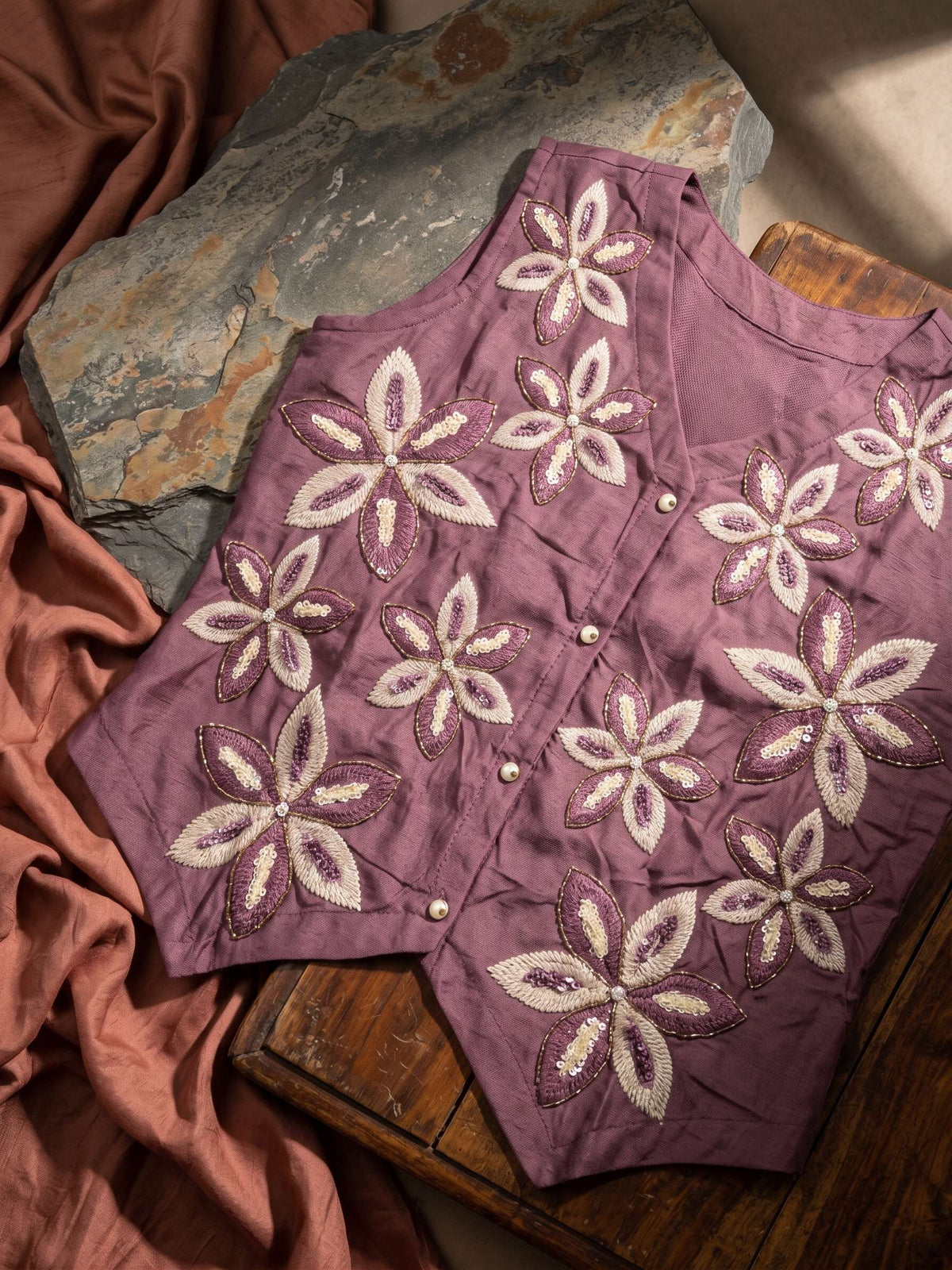 Mahira Twill Embroidery Set