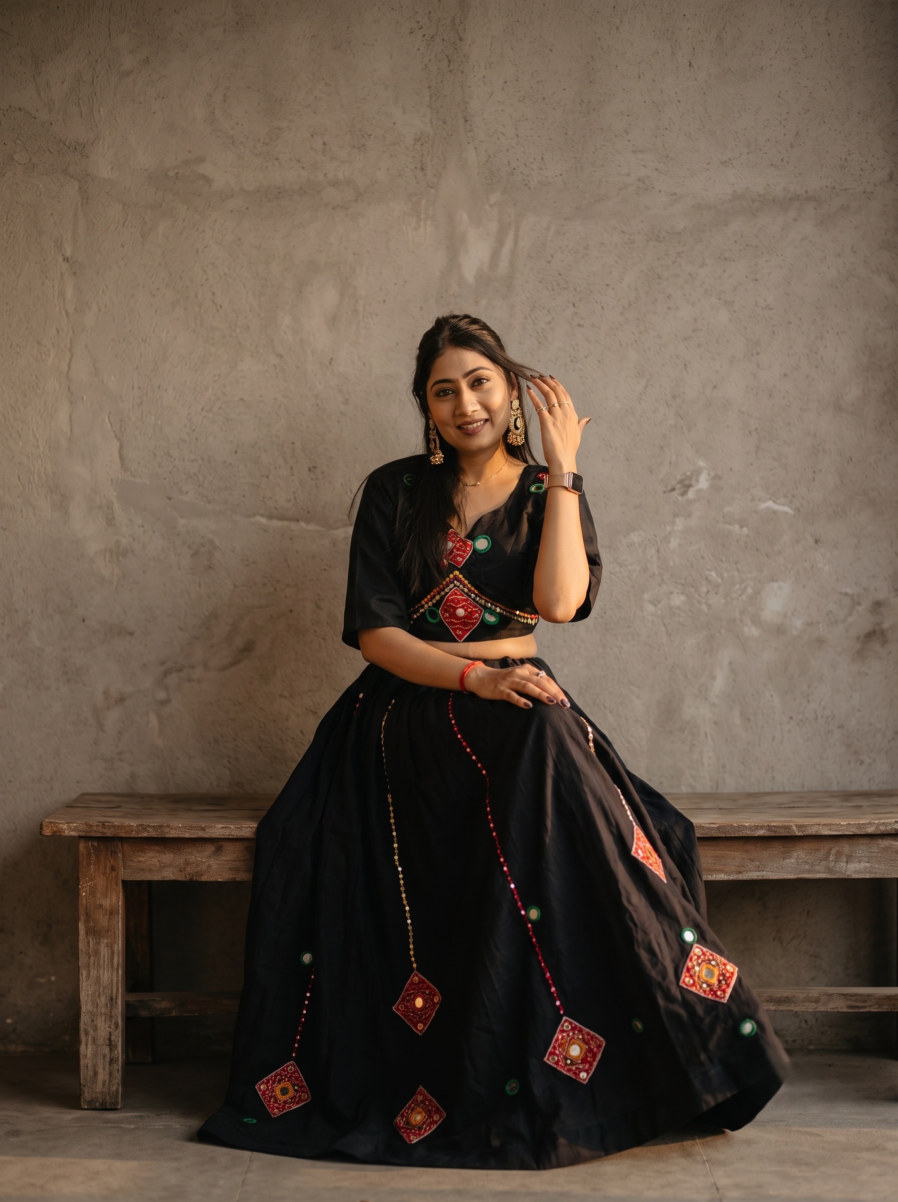 Aabha Hand Mirror Work Lehenga