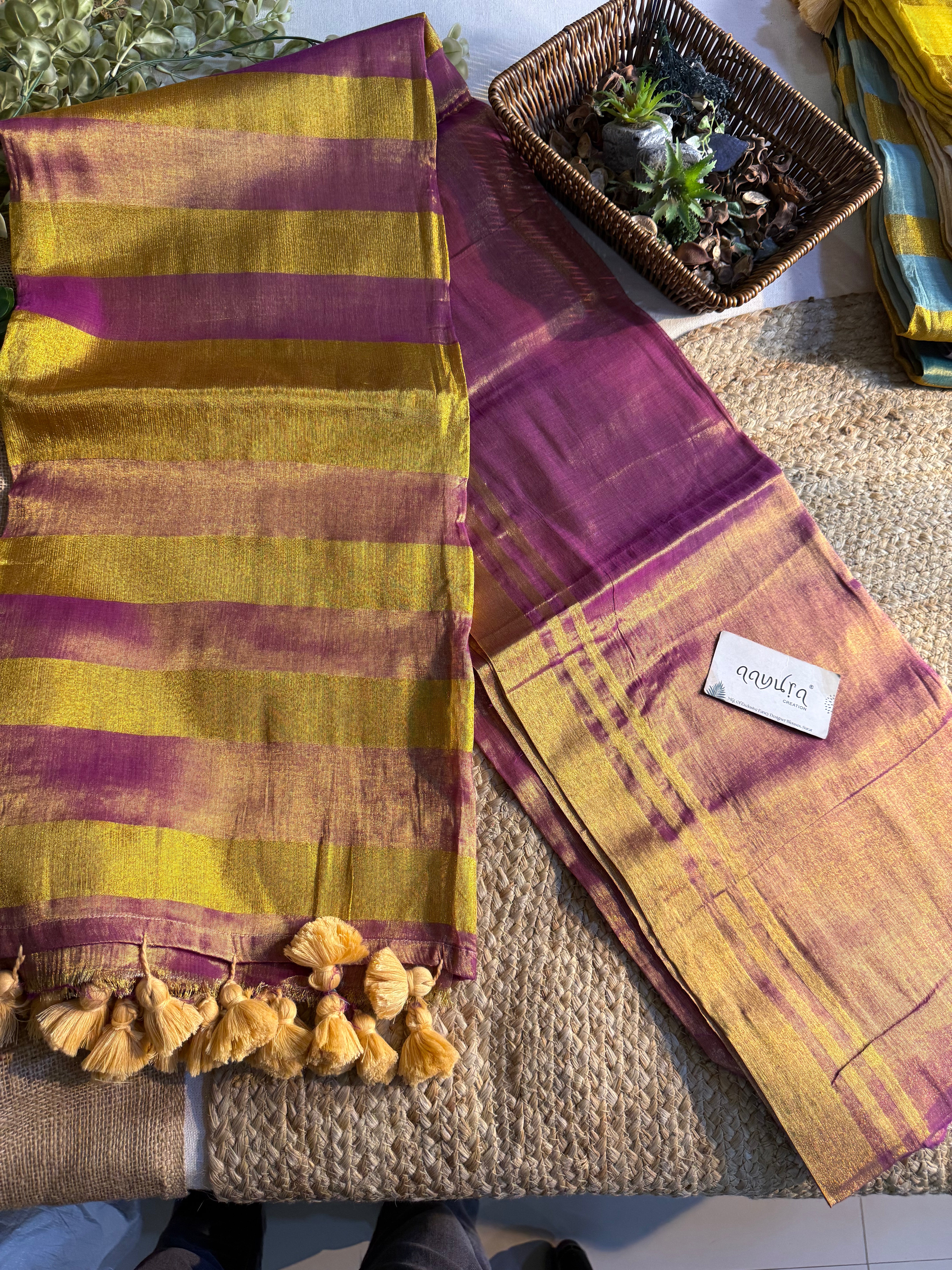 Pastel Checks Charm Linen Tissue Saree