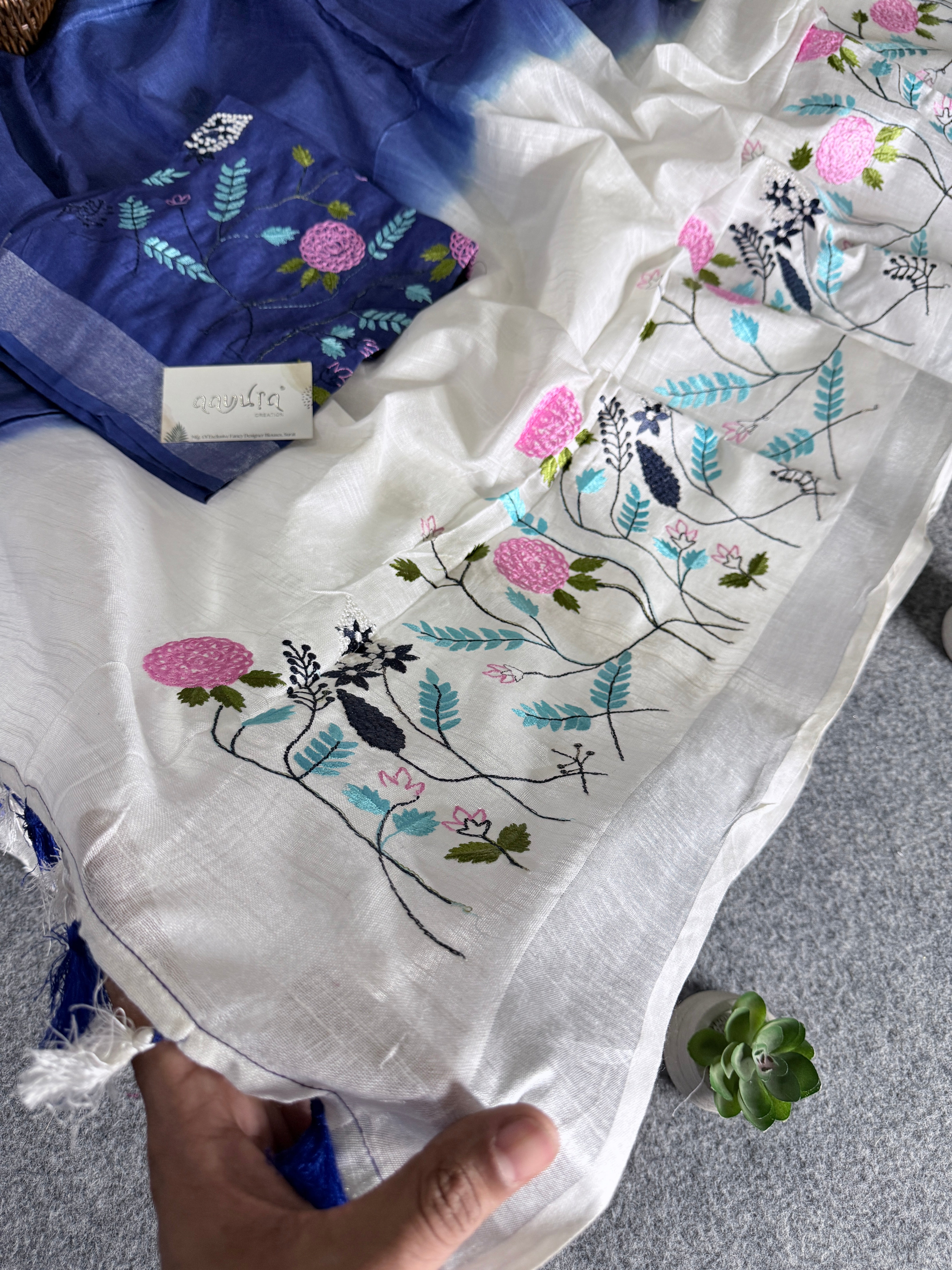 Classic Linen Charm Saree