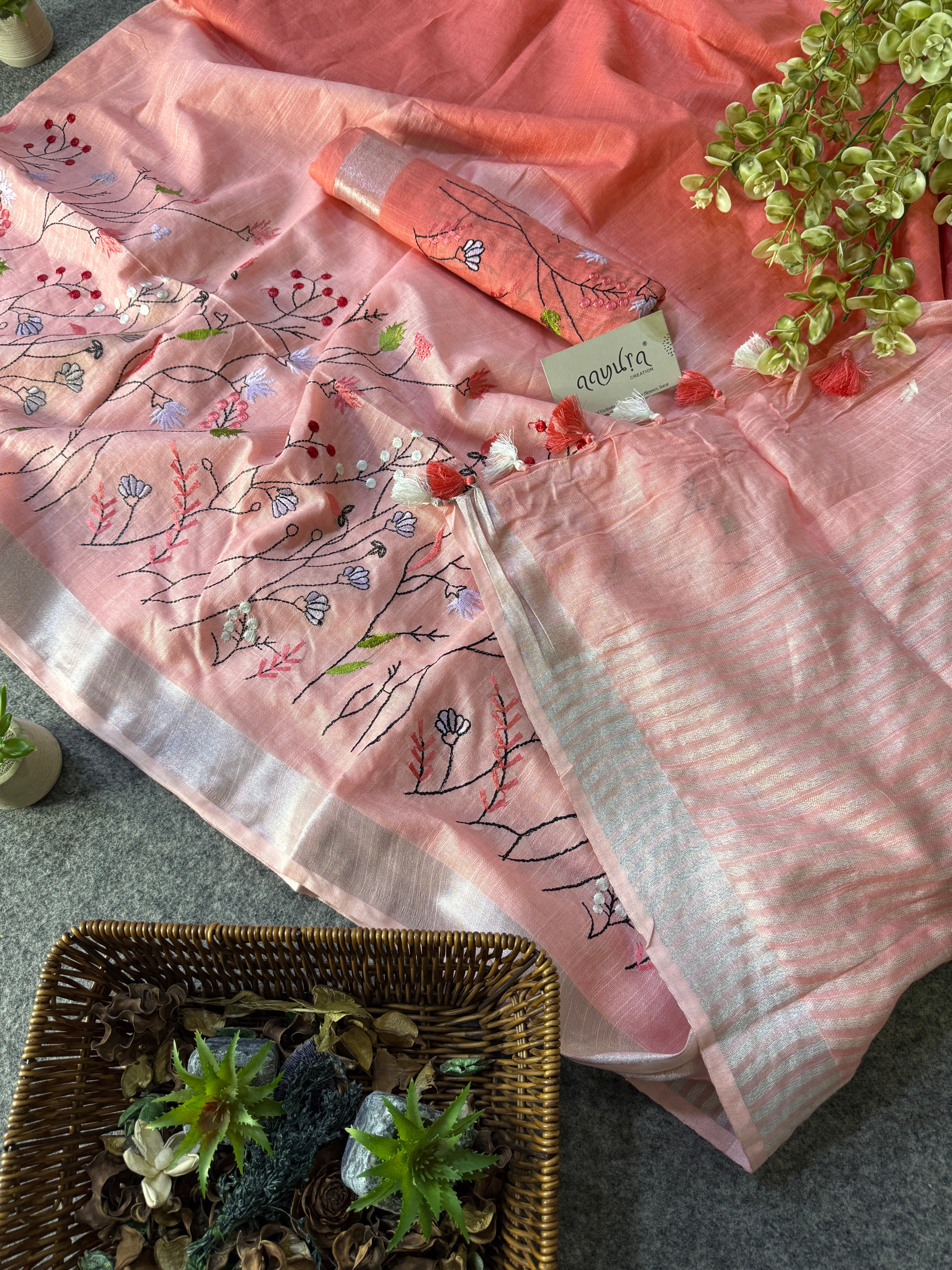 Classic Linen Charm Saree