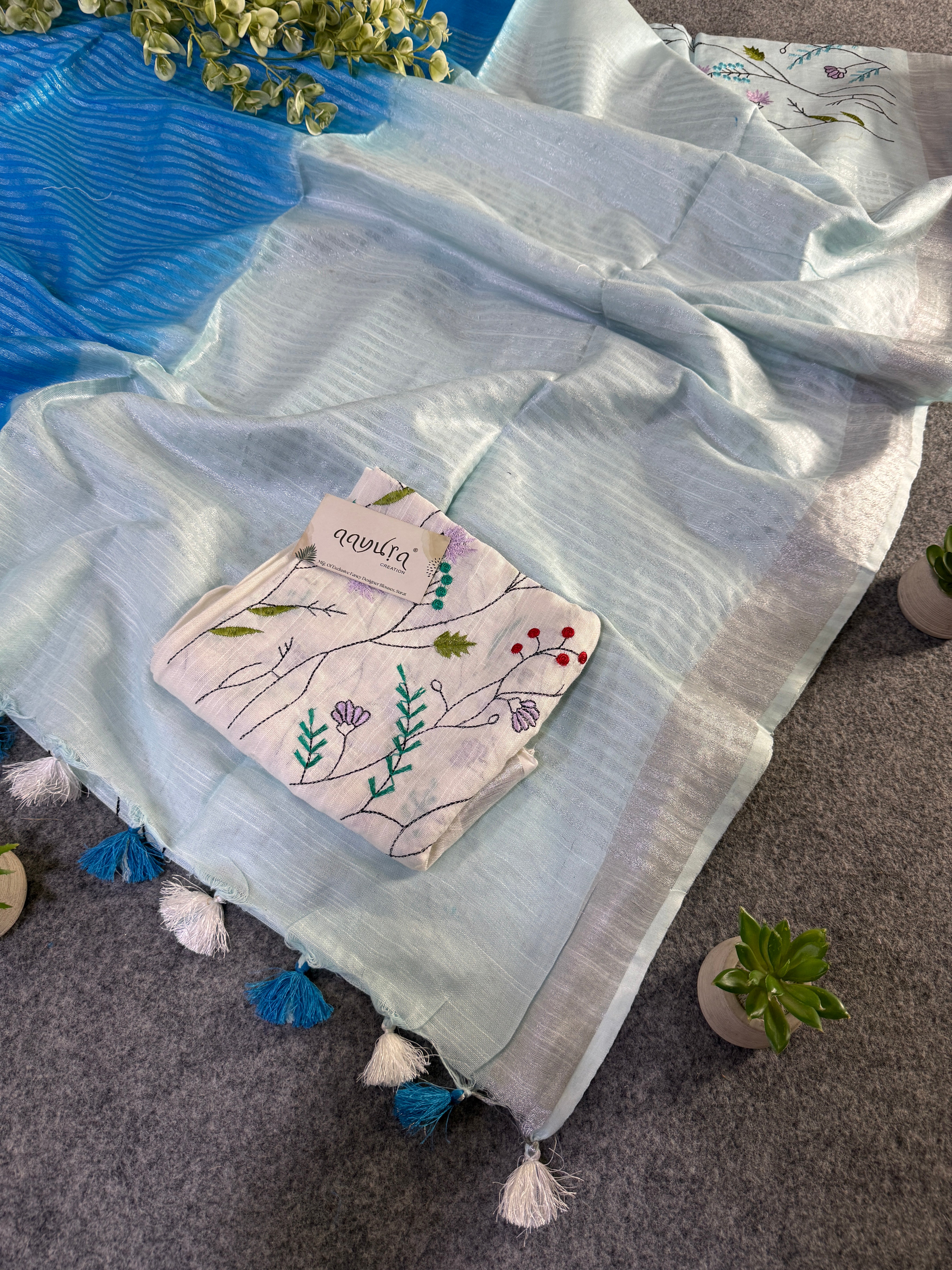 Classic Linen Charm Saree