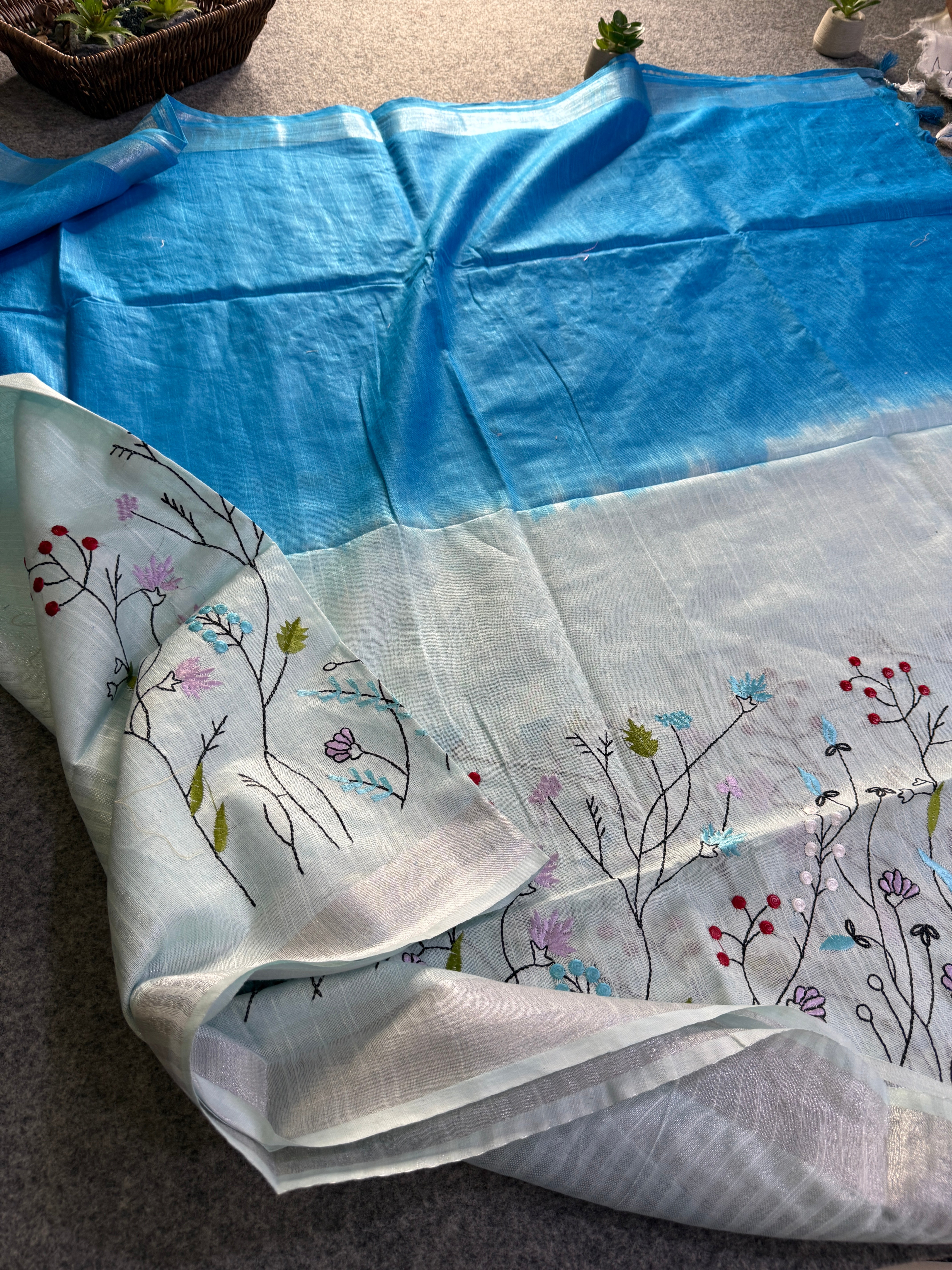 Classic Linen Charm Saree