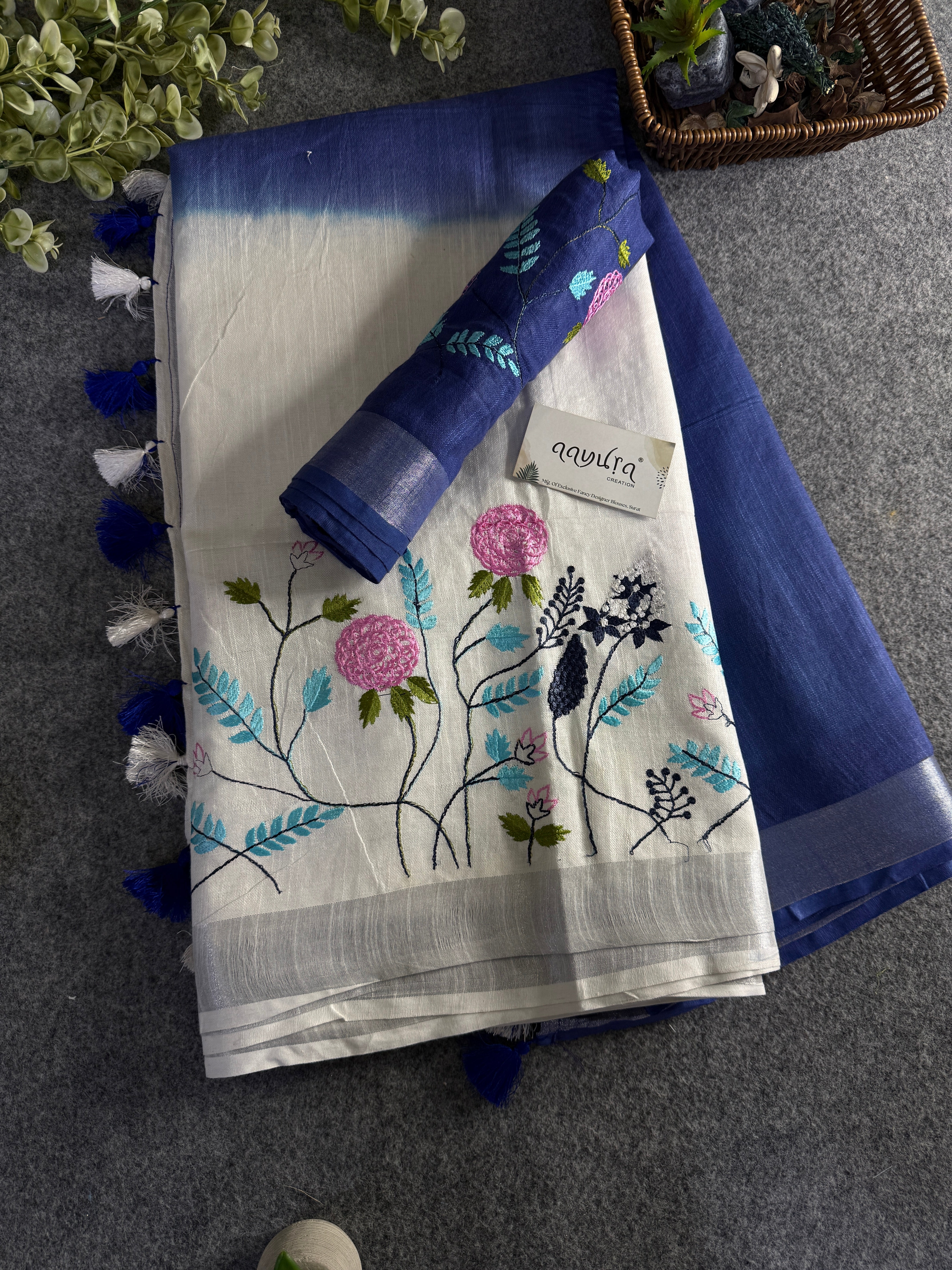 Classic Linen Charm Saree