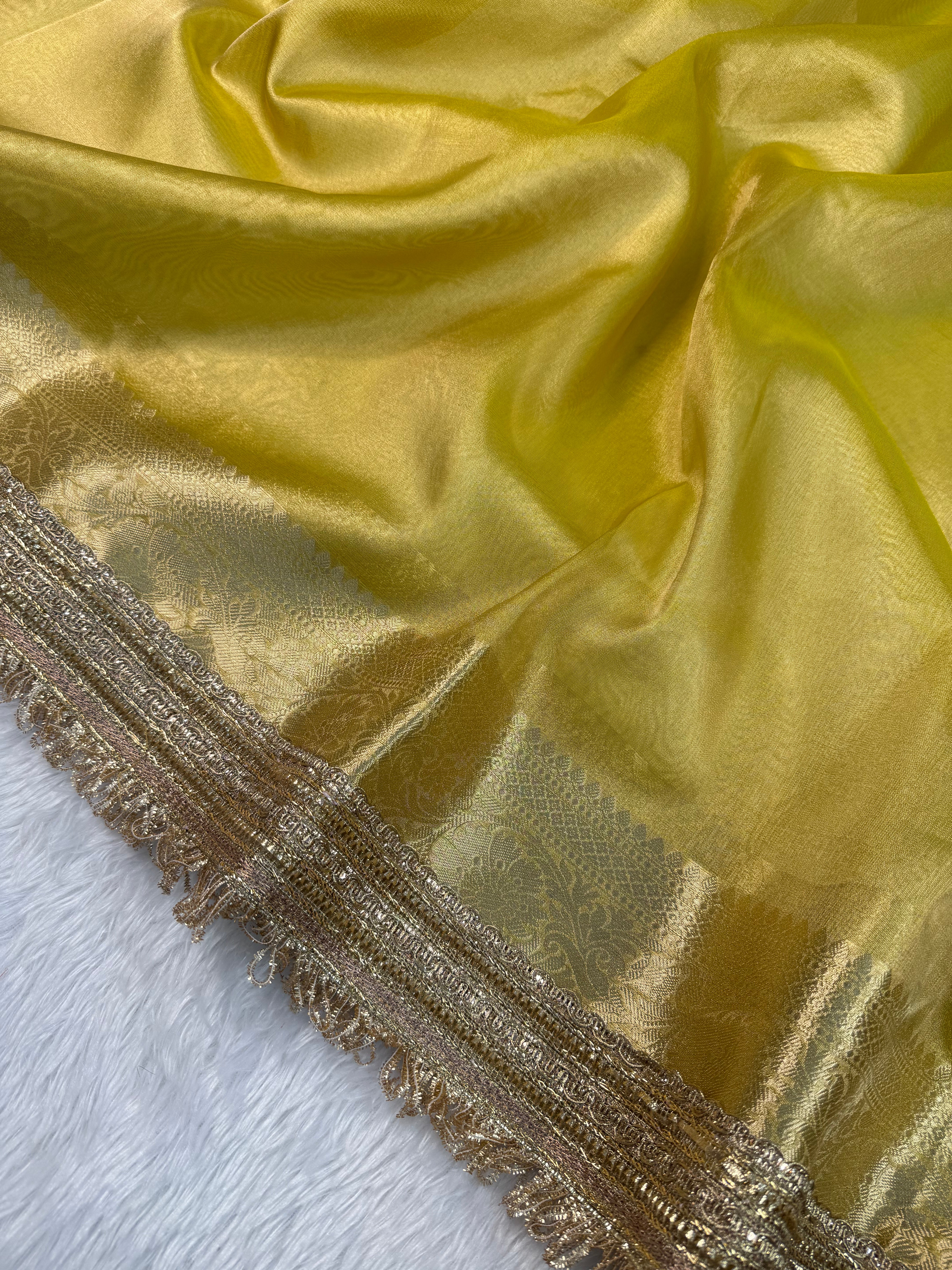 Royal Aura Banarasi Saree