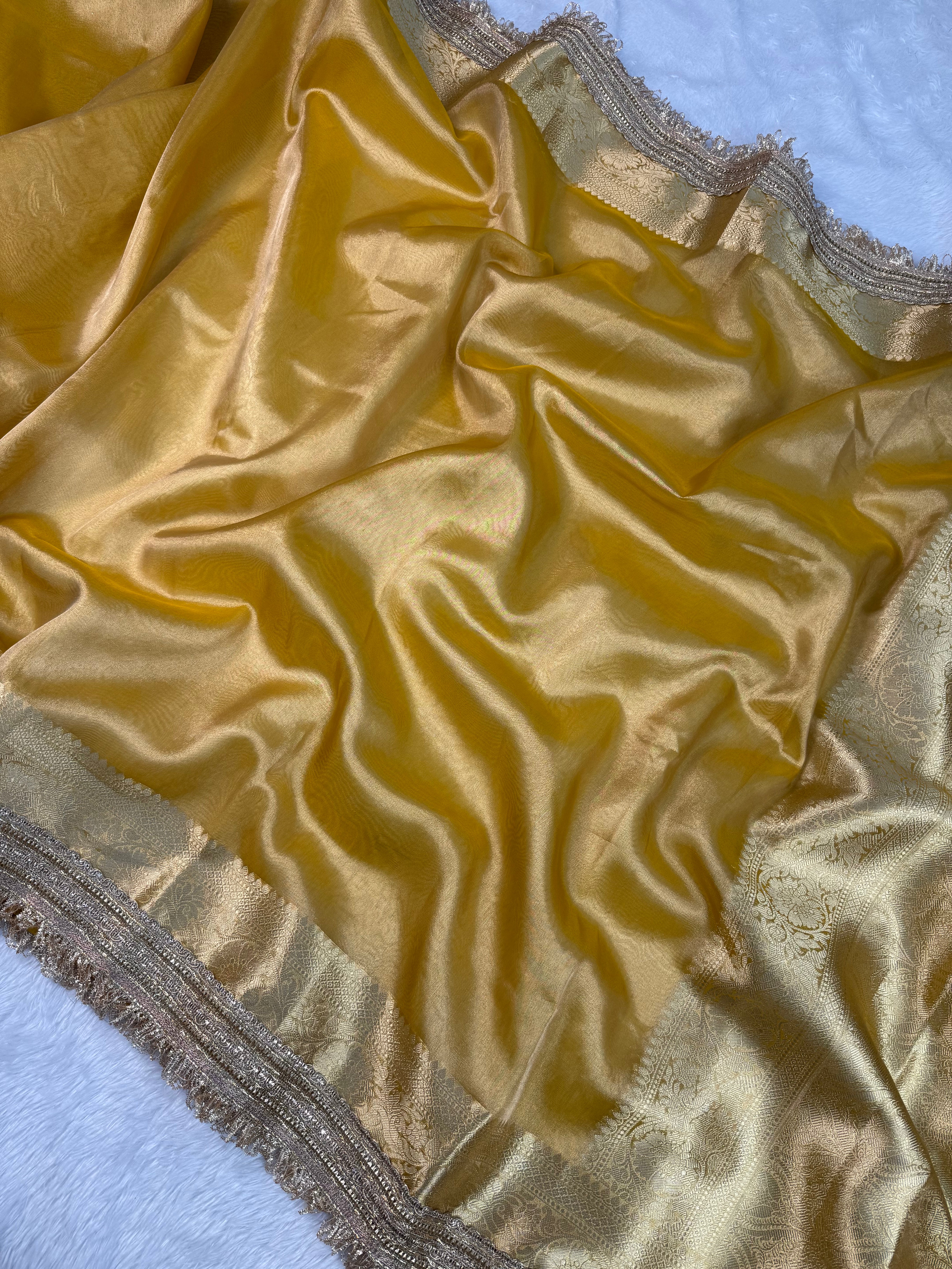 Royal Aura Banarasi Saree