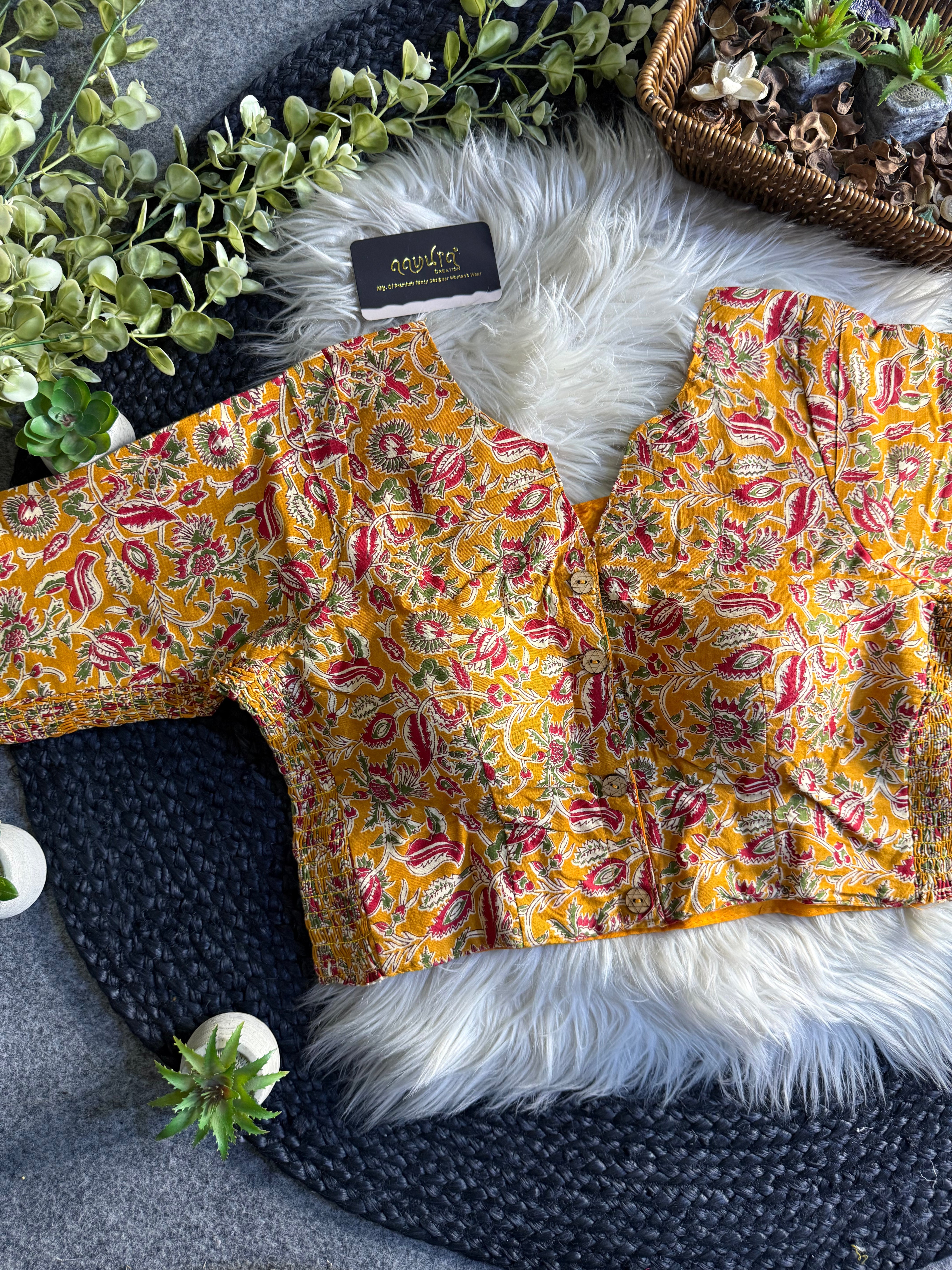 Comfort Fit Cotton Print Blouse 2