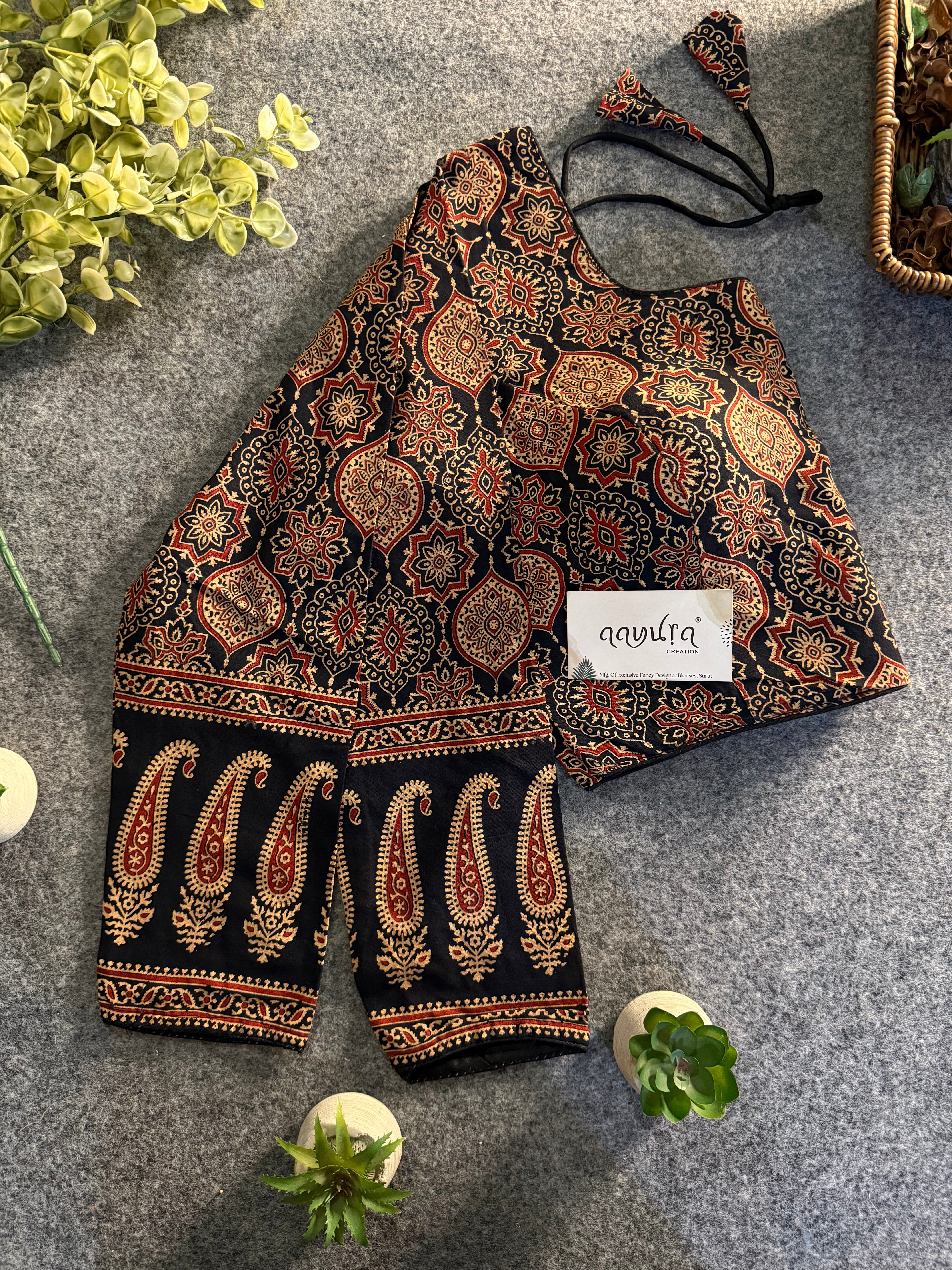 Elegant Cotton Sleeves Blouse