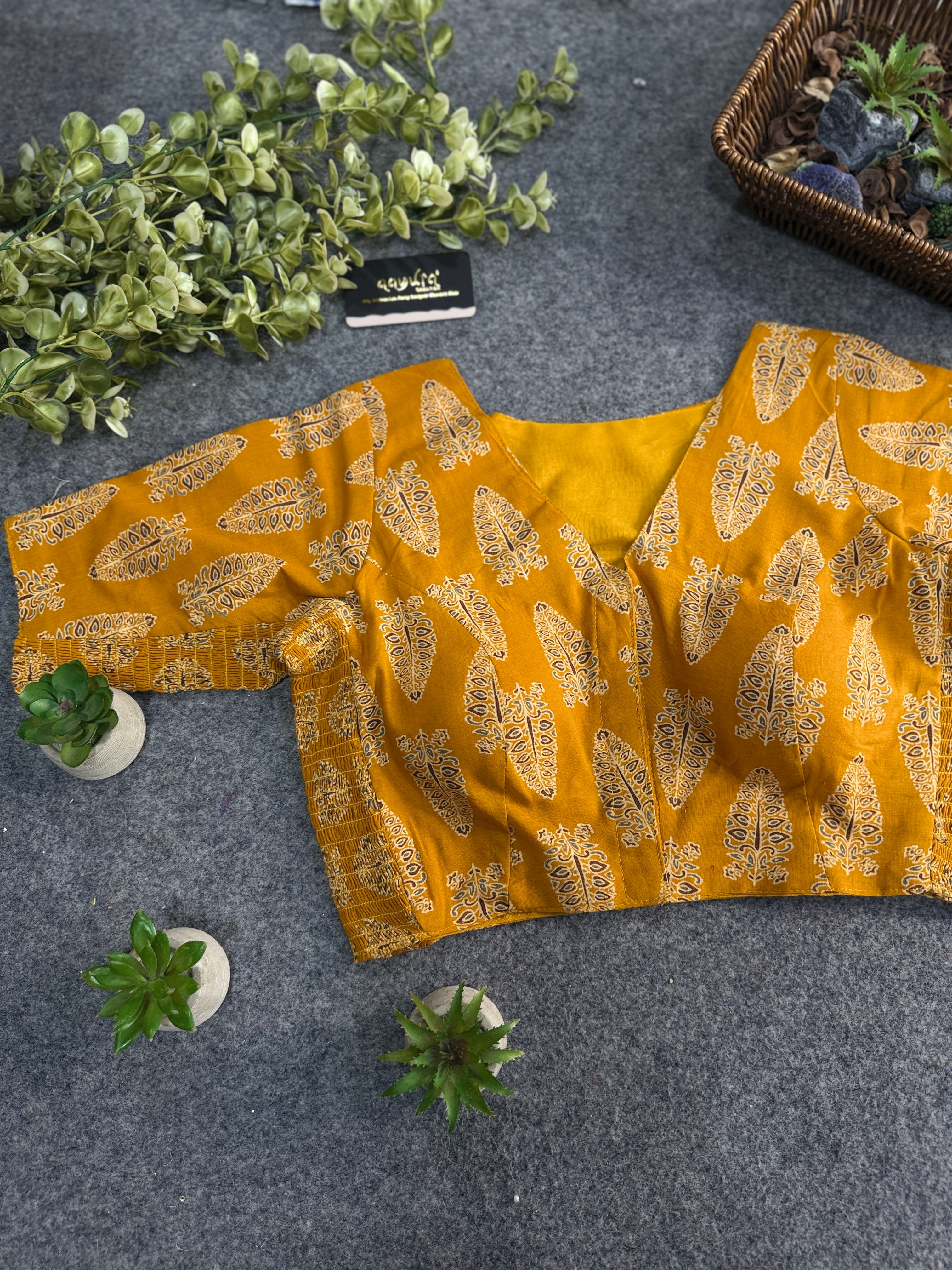Comfort Fit Cotton Print Blouse 3