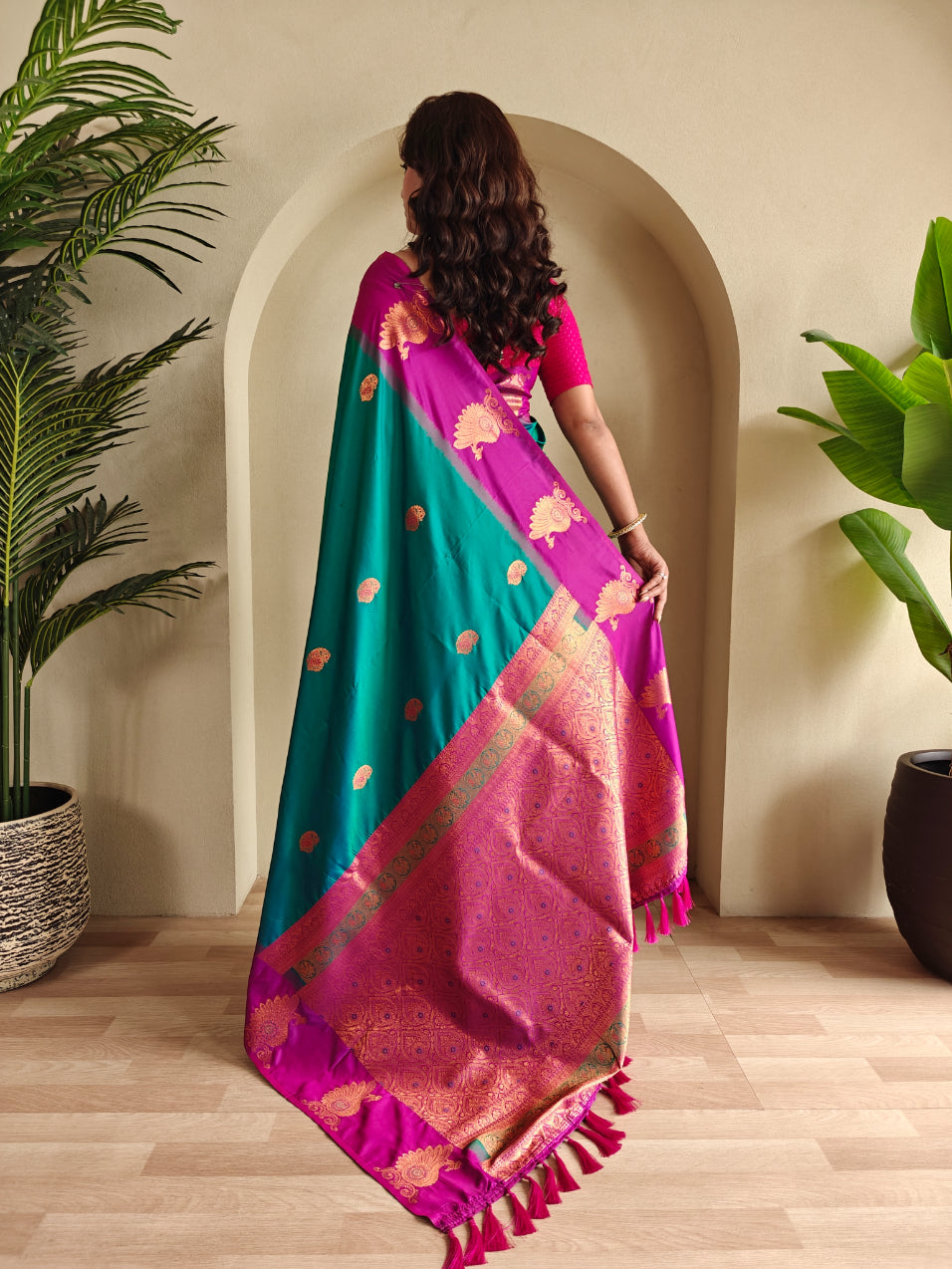 Sharada Dual Tone Silk Saree